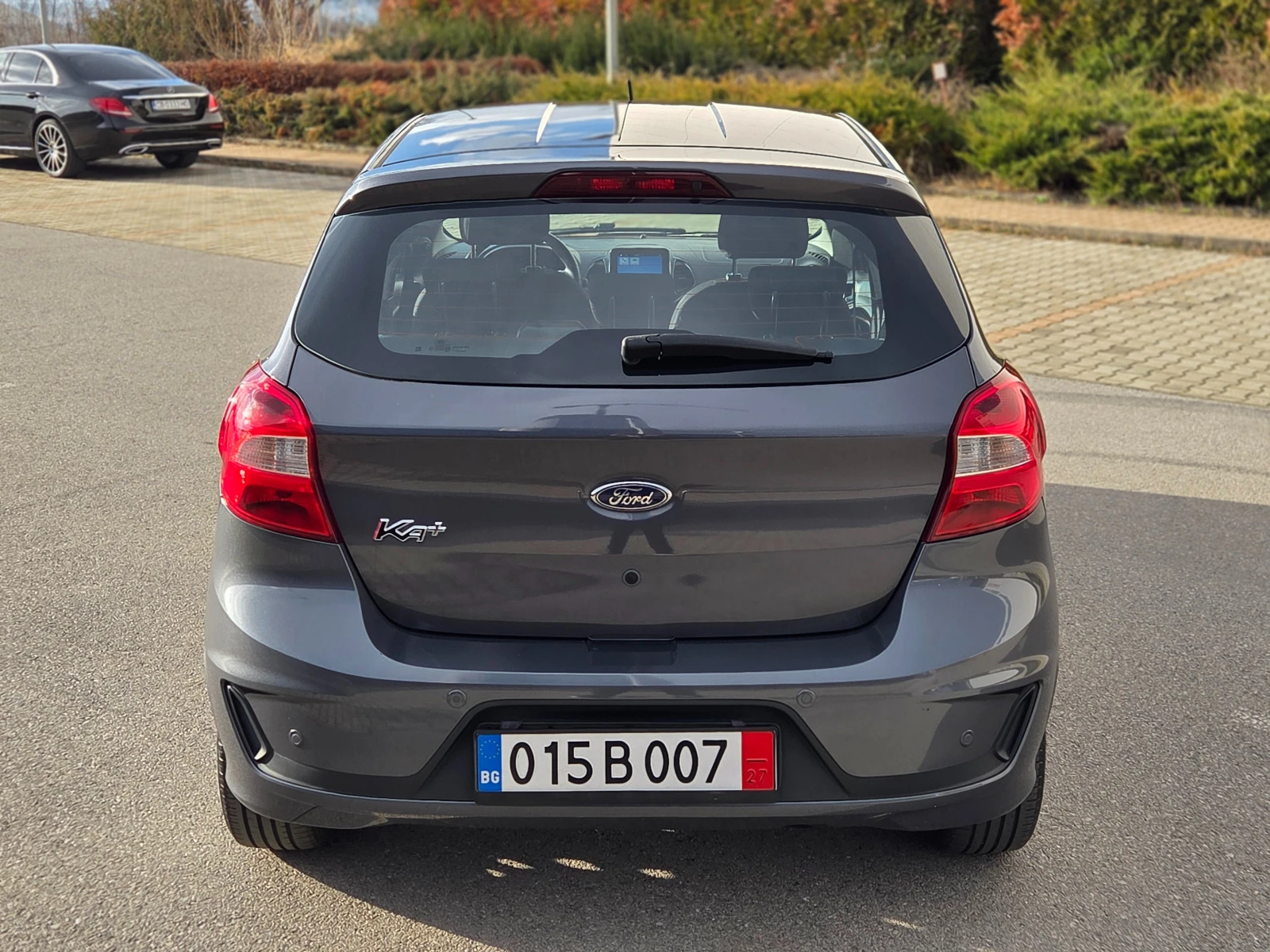 Ford Ka + ULTIMATE* 1.2i CARPLAY*  - изображение 3