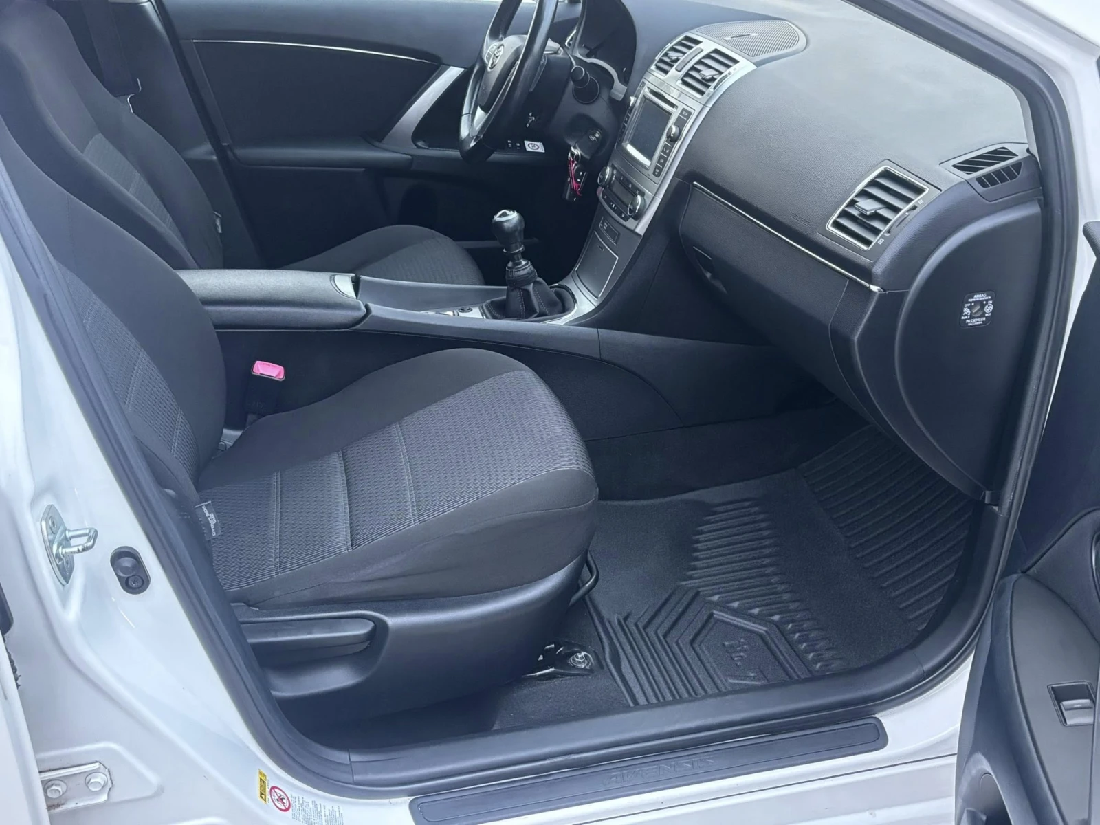 Toyota Avensis 1.8i EURO5 | Mobile.bg � ����������� 11