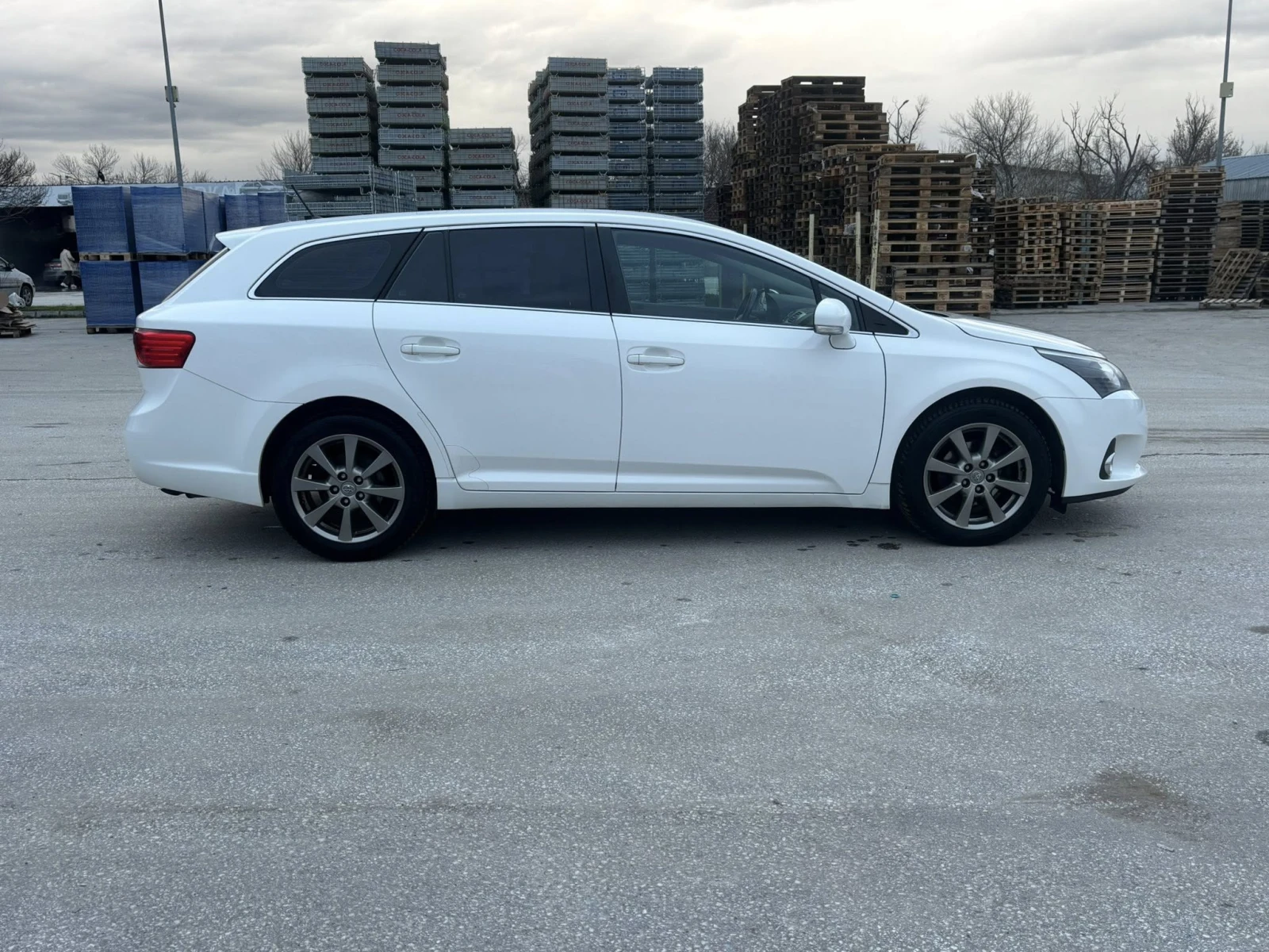 Toyota Avensis 1.8i EURO5 - изображение 7