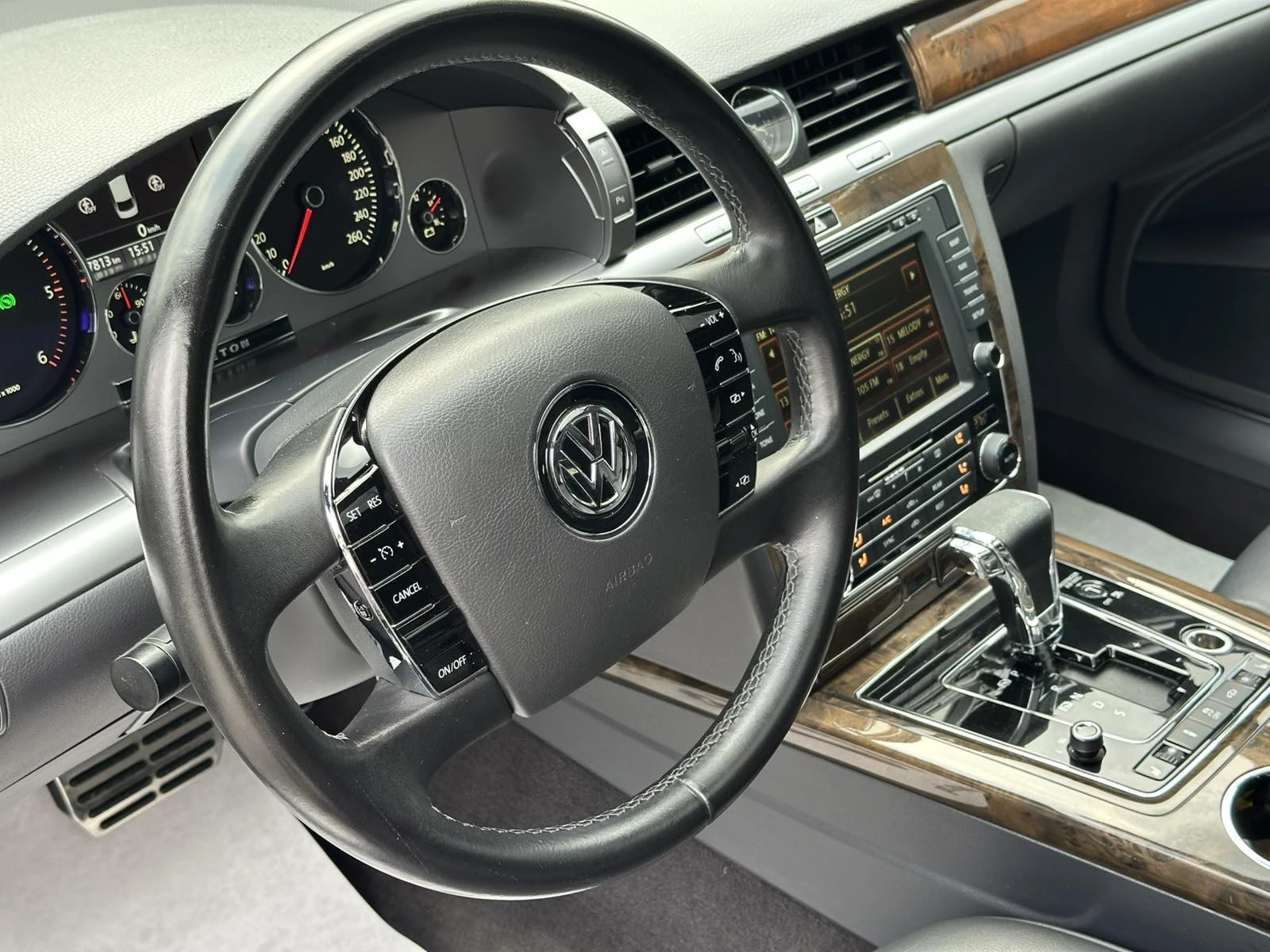 VW Phaeton 3.0 TDI 4motion - изображение 6