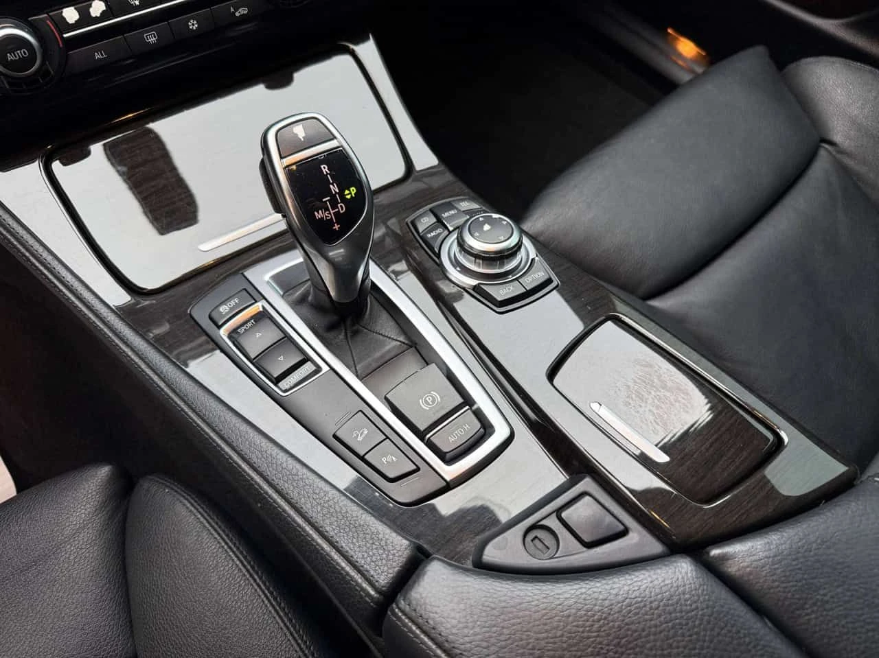 BMW 535 * xDrive * CARFAX * ���� �� �� | Mobile.bg � ����������� 13