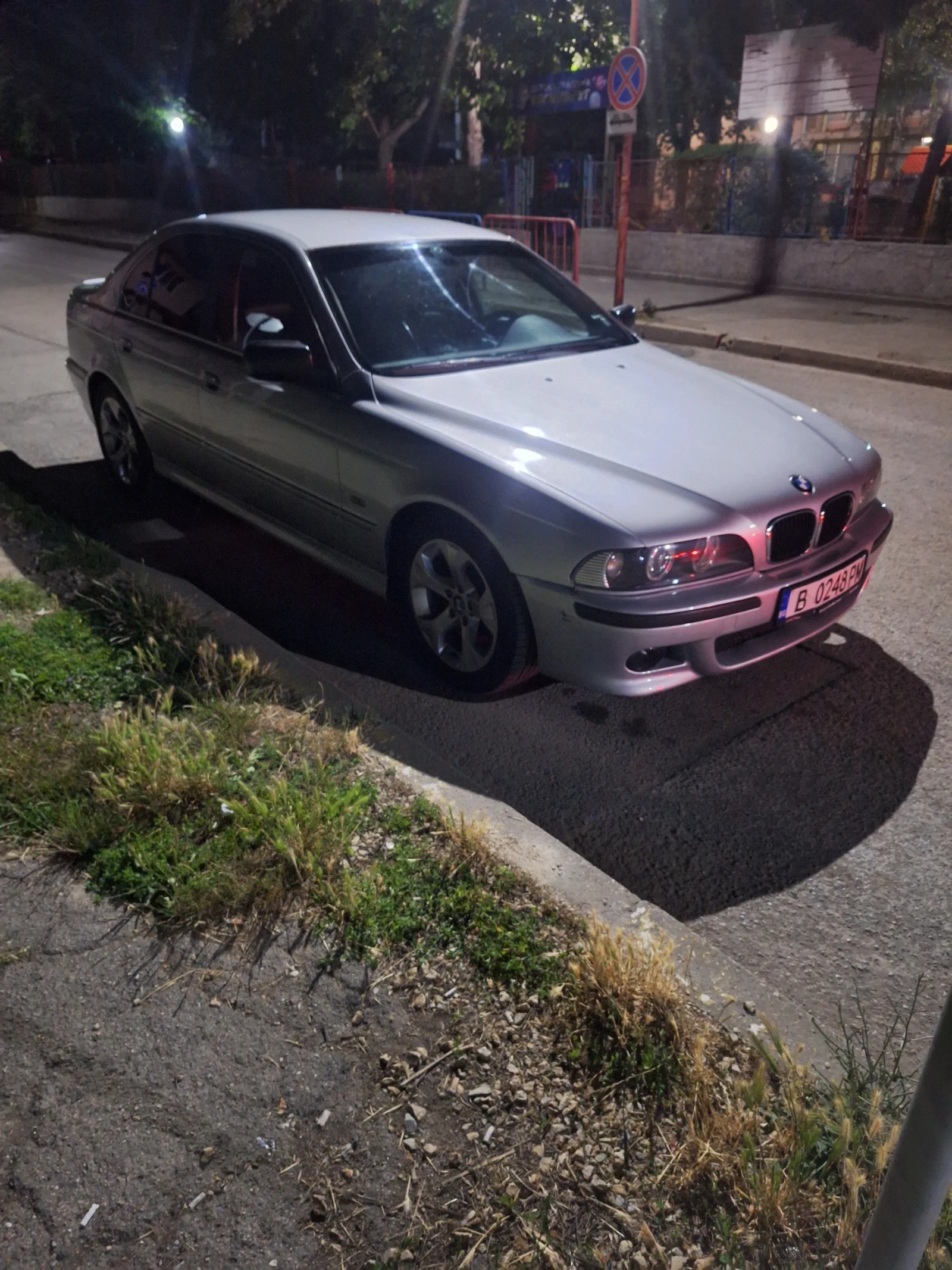 BMW 525, снимка 14 - Автомобили и джипове - 53986970