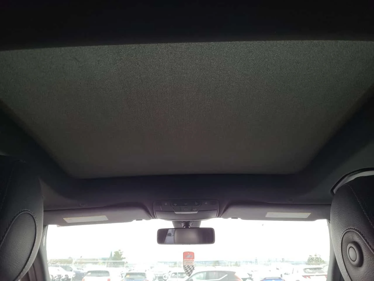 Mercedes-Benz C 300 ПАНО| 360 КАМЕРИ| ПAMET| CARFAX| АМБИЕНТ| , снимка 14 - Автомобили и джипове - 54217506