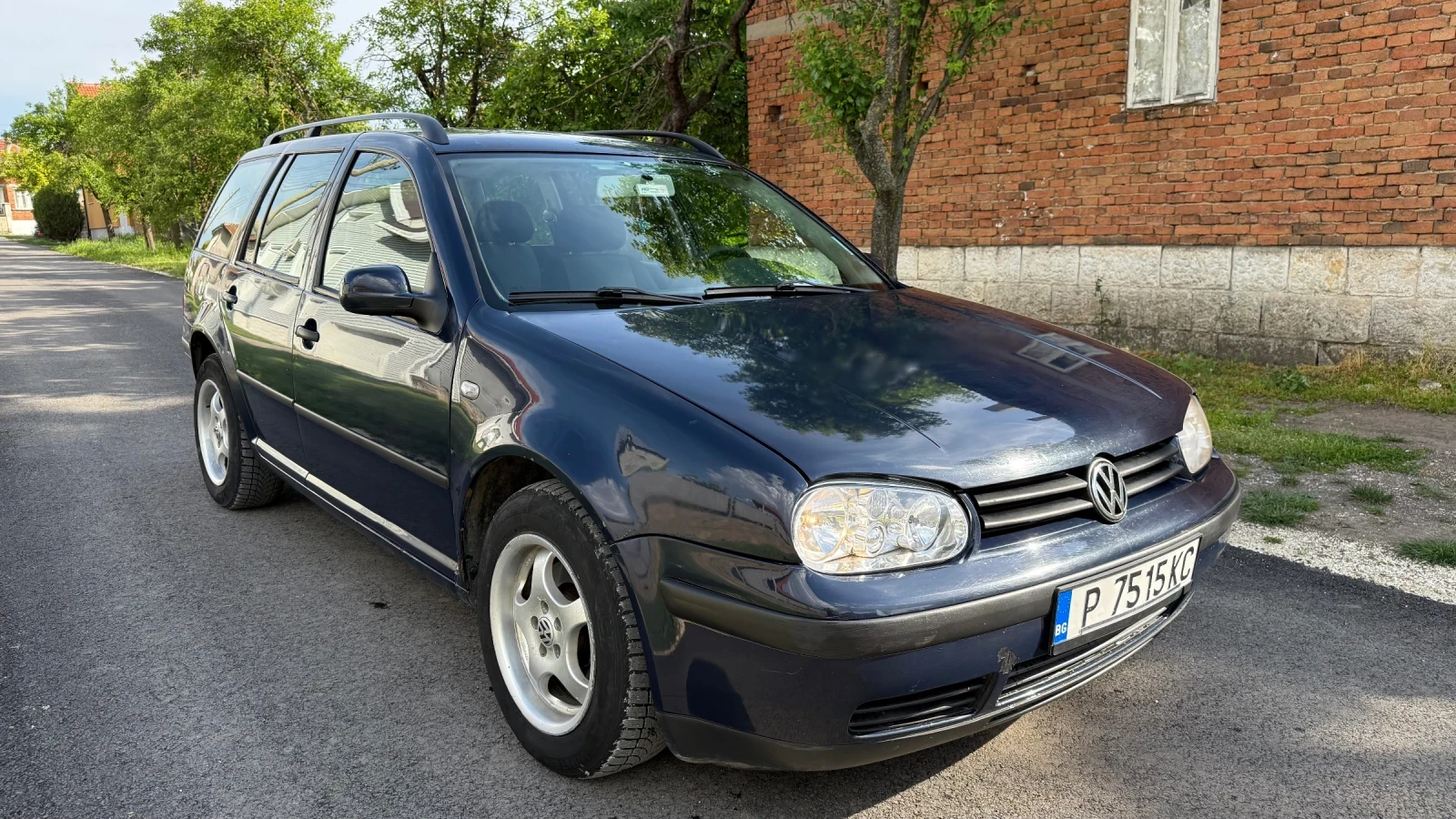 VW Golf