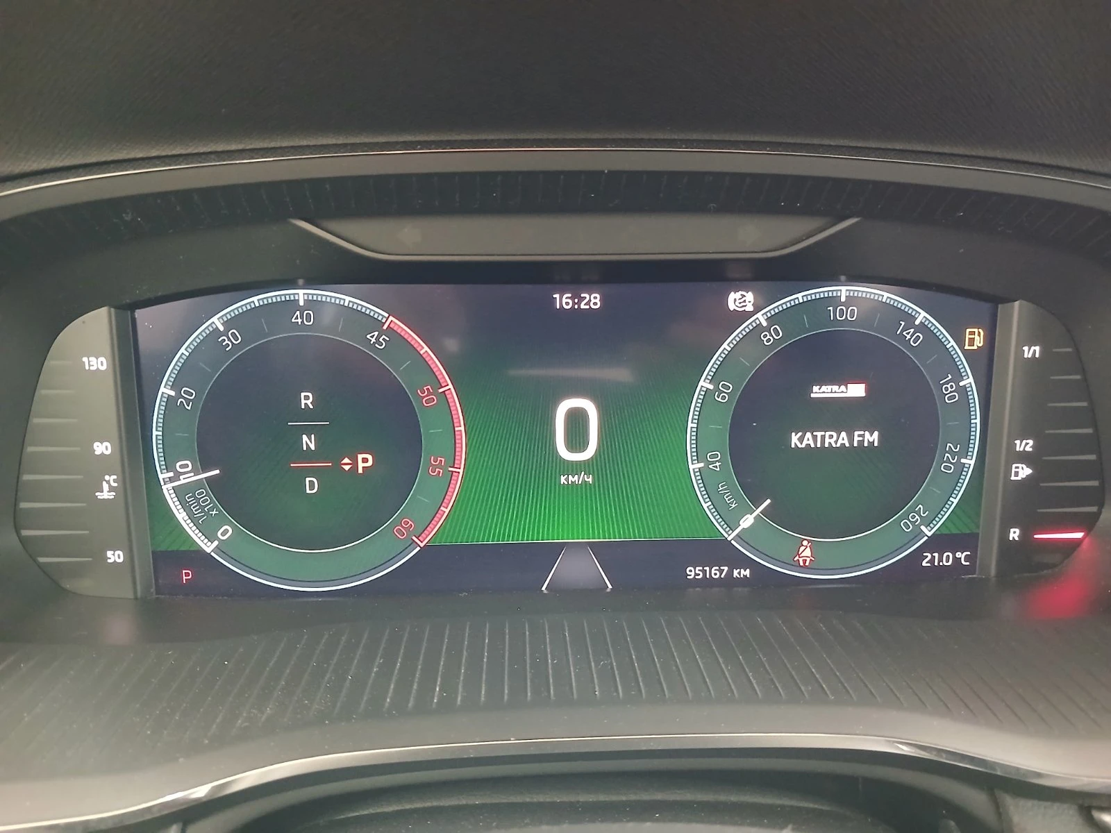 Skoda Octavia 2.0 TDI/ 116 к.с./7DSG, снимка 9 - Автомобили и джипове - 54414041