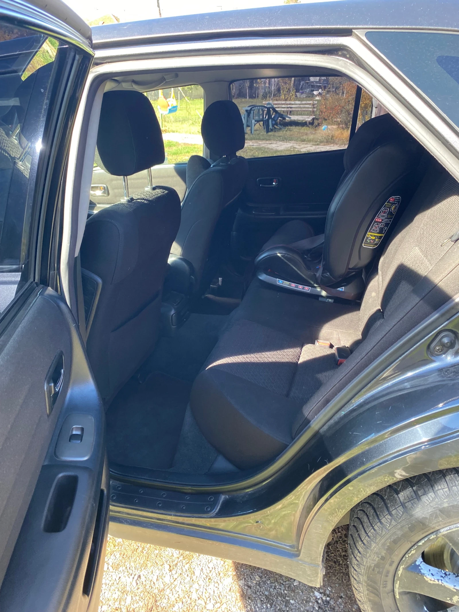 Lexus IS 2.0 Sportcross, снимка 10 - Автомобили и джипове - 54590677