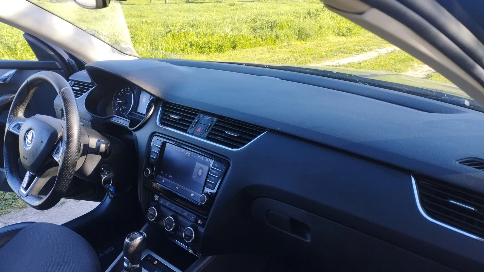 Skoda Octavia 2.0, снимка 9 - Автомобили и джипове - 54609022