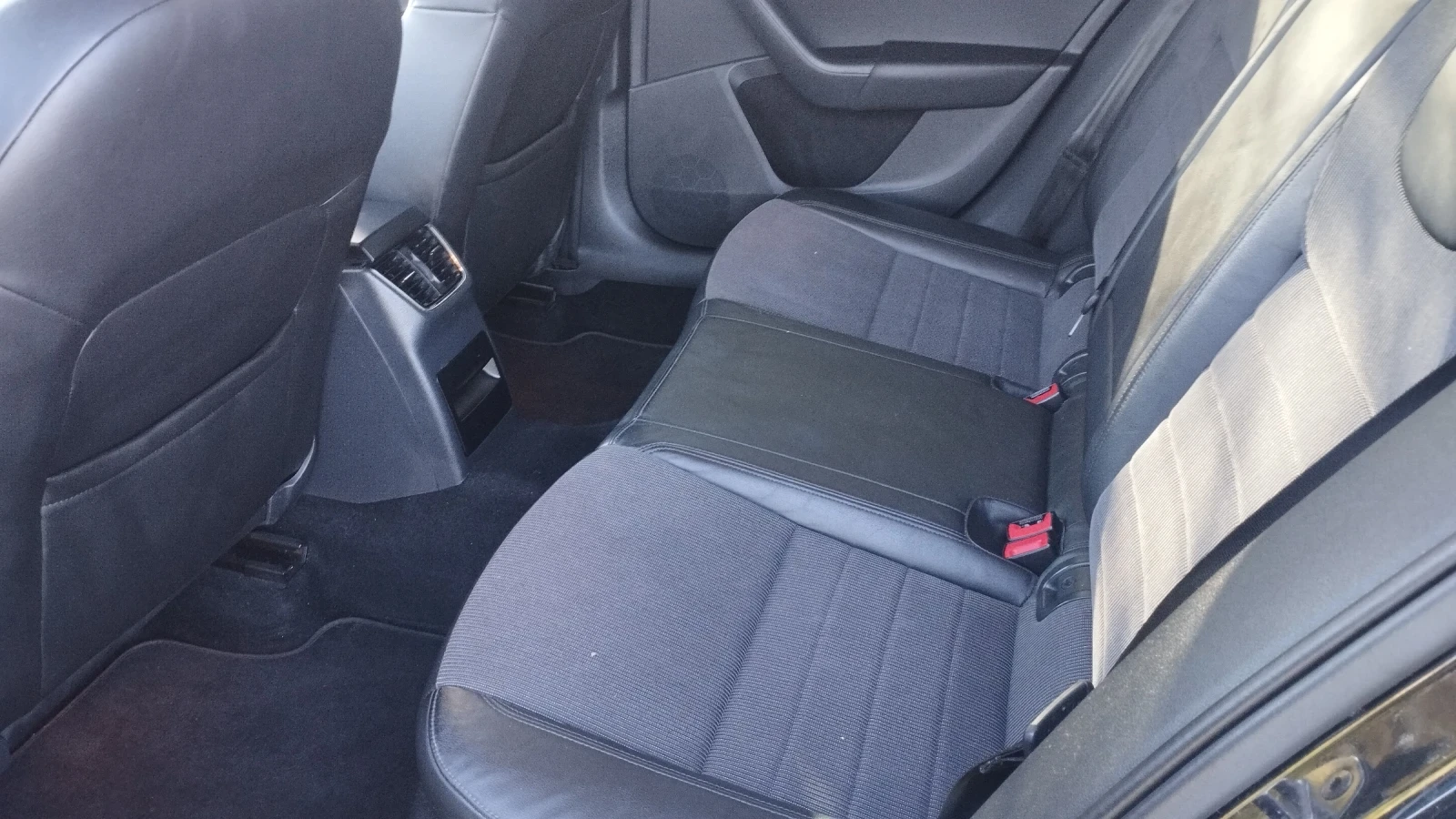 Skoda Octavia 2.0, снимка 10 - Автомобили и джипове - 54609022