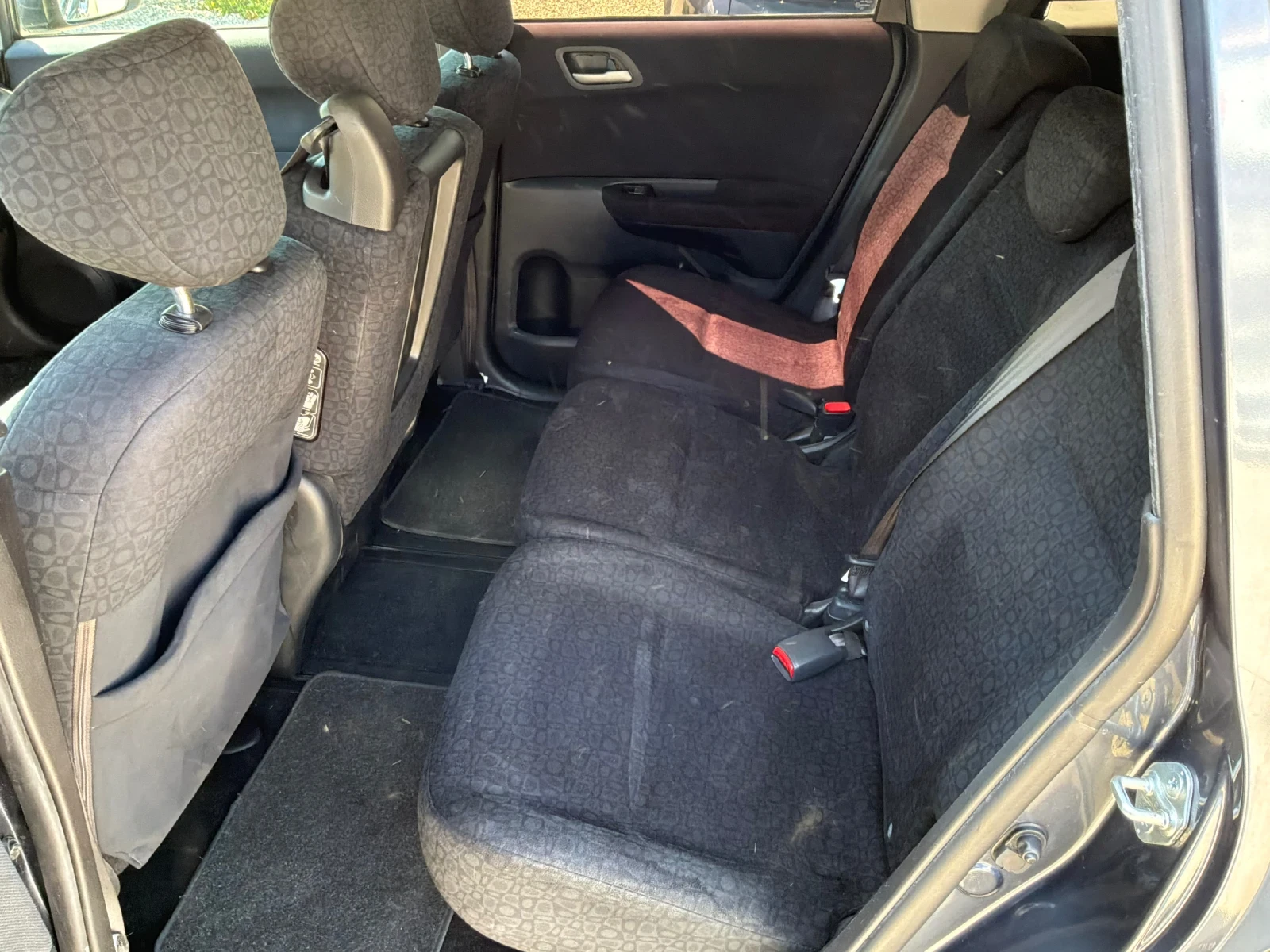 Honda Fr-v 1.7i 125к.с 158000км. Внос Италия , снимка 12 - Автомобили и джипове - 54712153