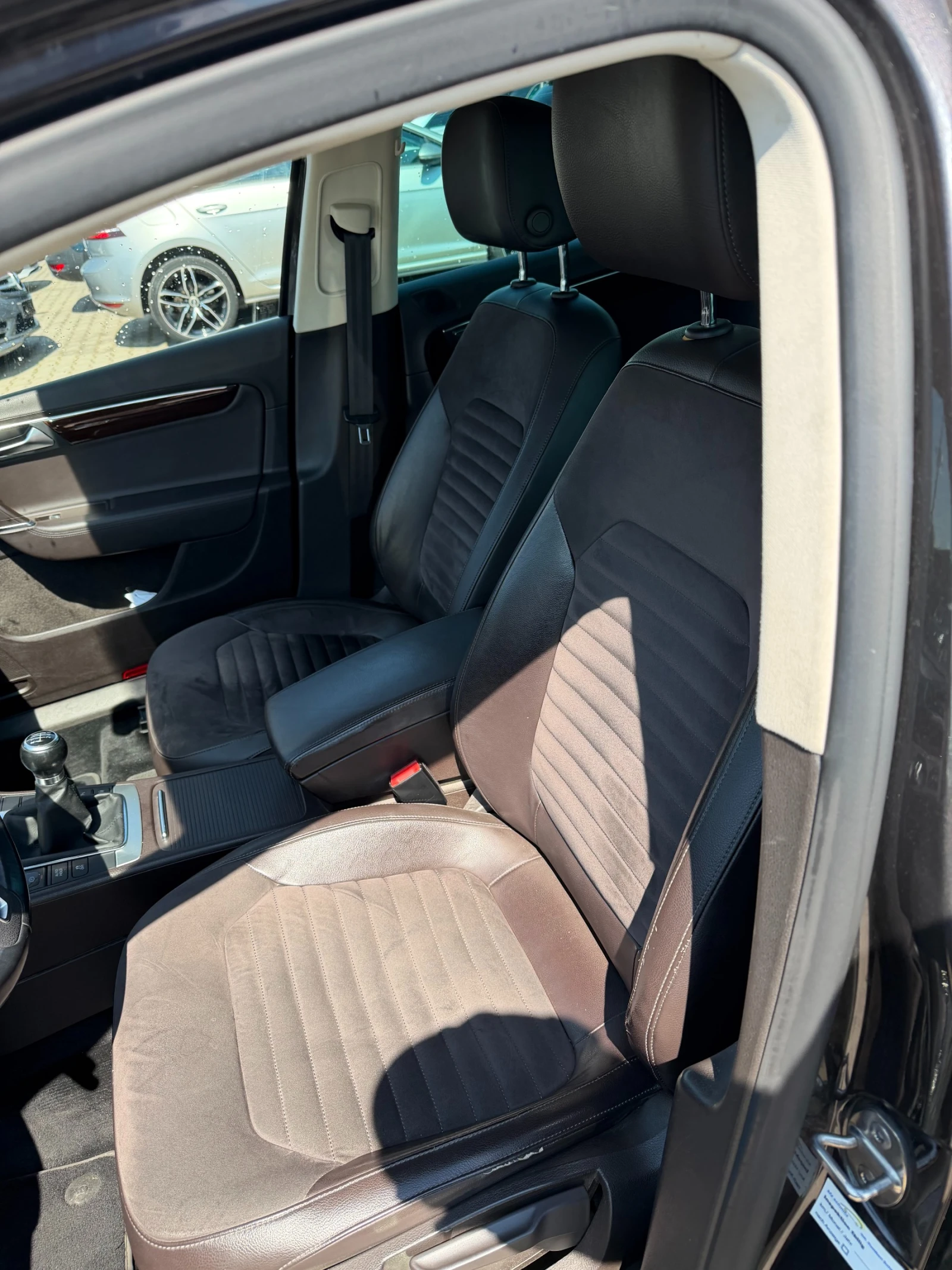 VW Passat 2.0TDI KOJA EURO 5, снимка 13 - Автомобили и джипове - 55059519