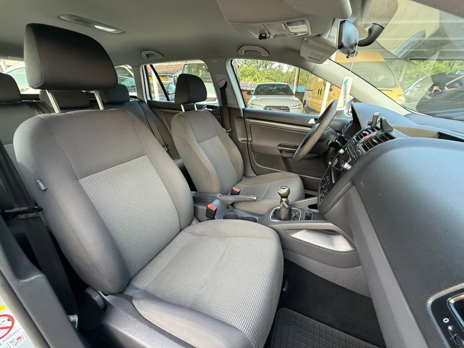 VW Golf 1.9TDI 4-MOTION ЛИЗИНГ, снимка 11 - Автомобили и джипове - 55155519