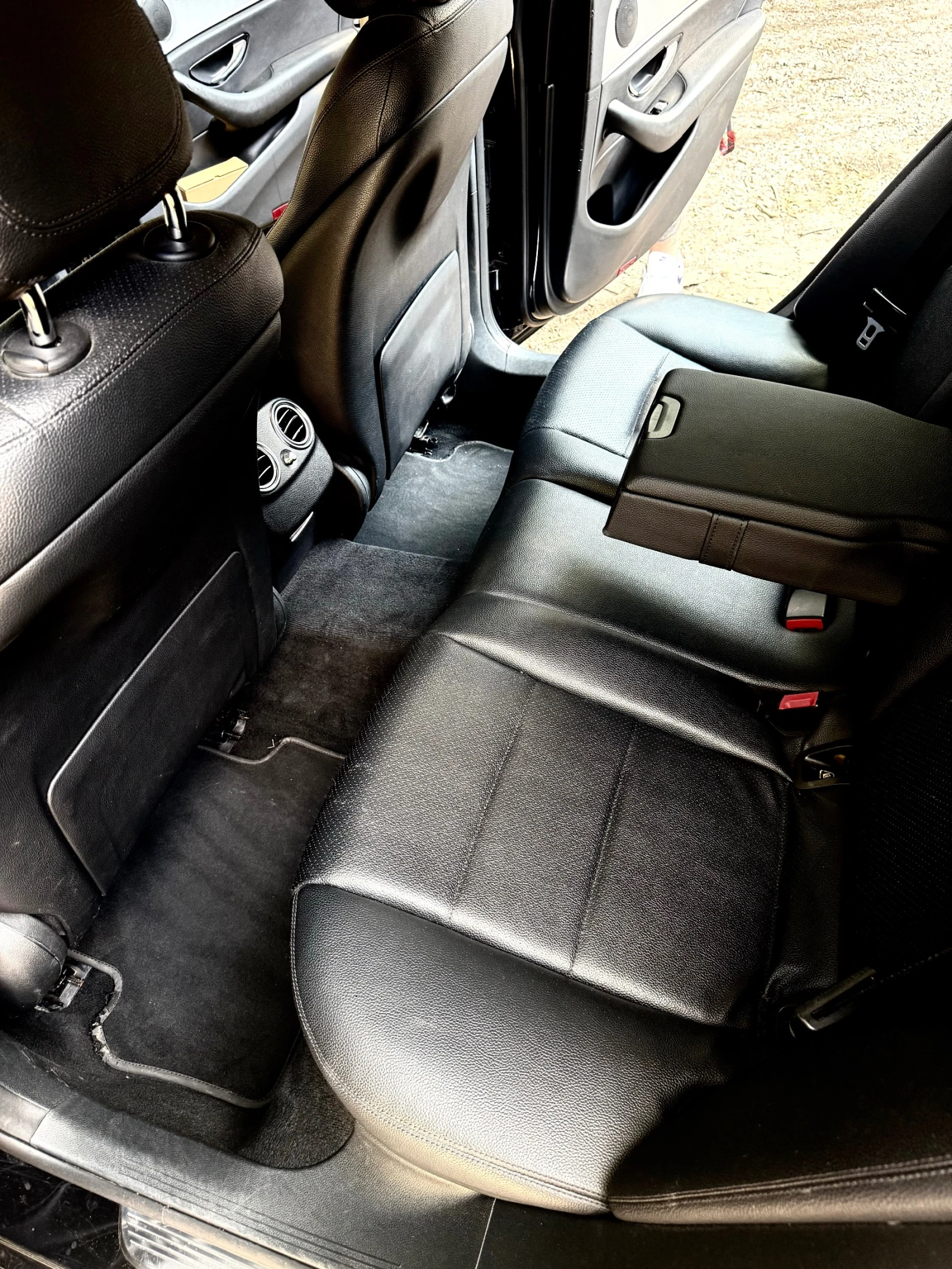 Mercedes-Benz E 200, снимка 15 - Автомобили и джипове - 55577784