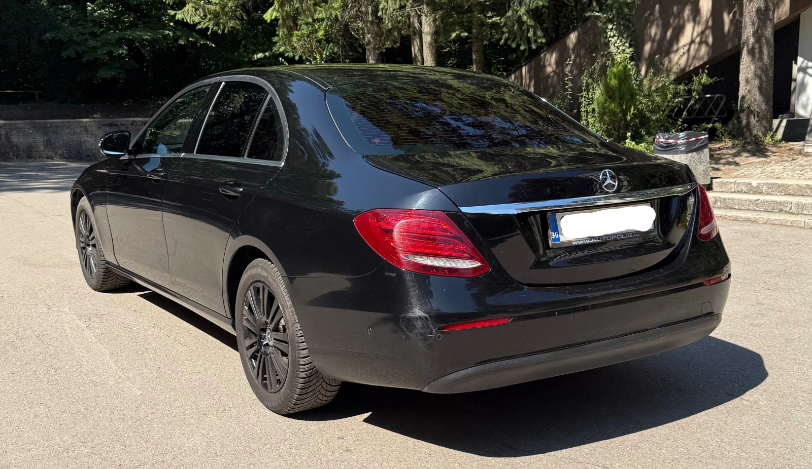 Mercedes-Benz E 200, снимка 5 - Автомобили и джипове - 55577784