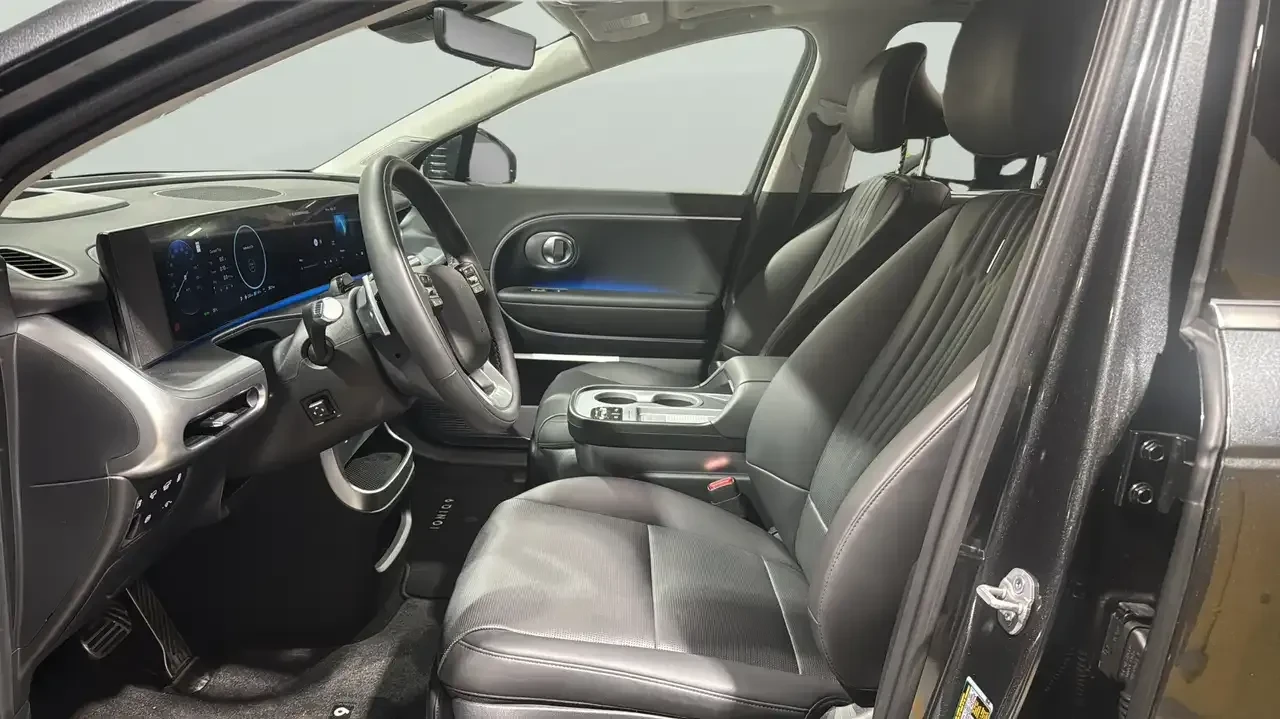Hyundai IONIQ 9 Preferred + AWD w-Ultimate Calligraphy Pkg, снимка 11 - Автомобили и джипове - 55755203