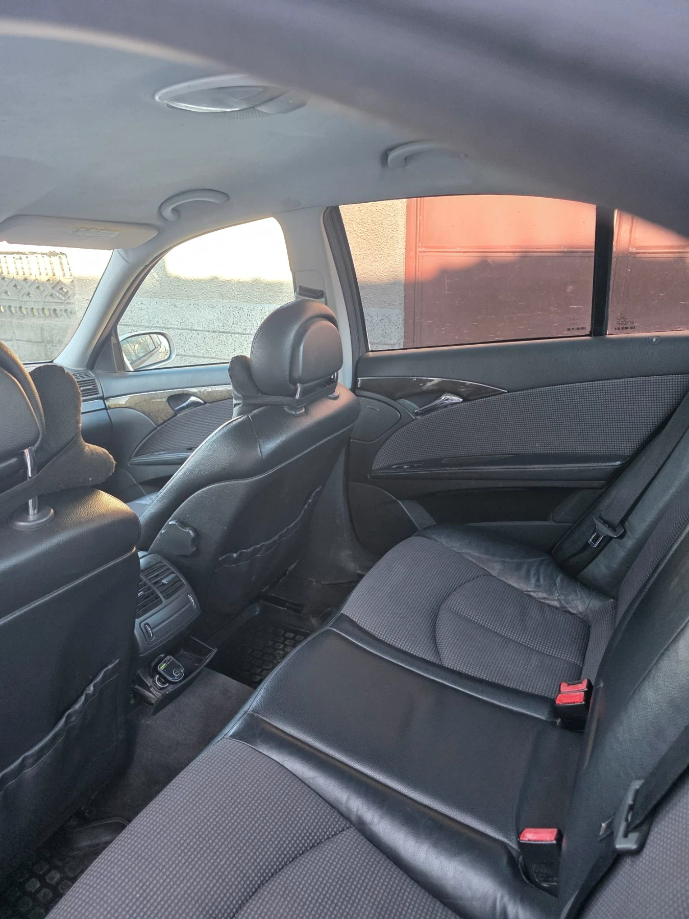 Mercedes-Benz E 270, снимка 5 - Автомобили и джипове - 55775287