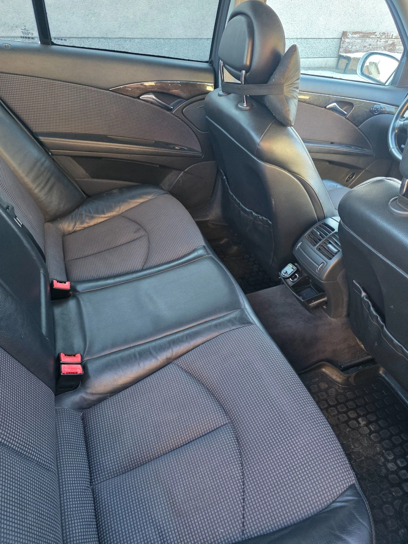 Mercedes-Benz E 270, снимка 6 - Автомобили и джипове - 55775287