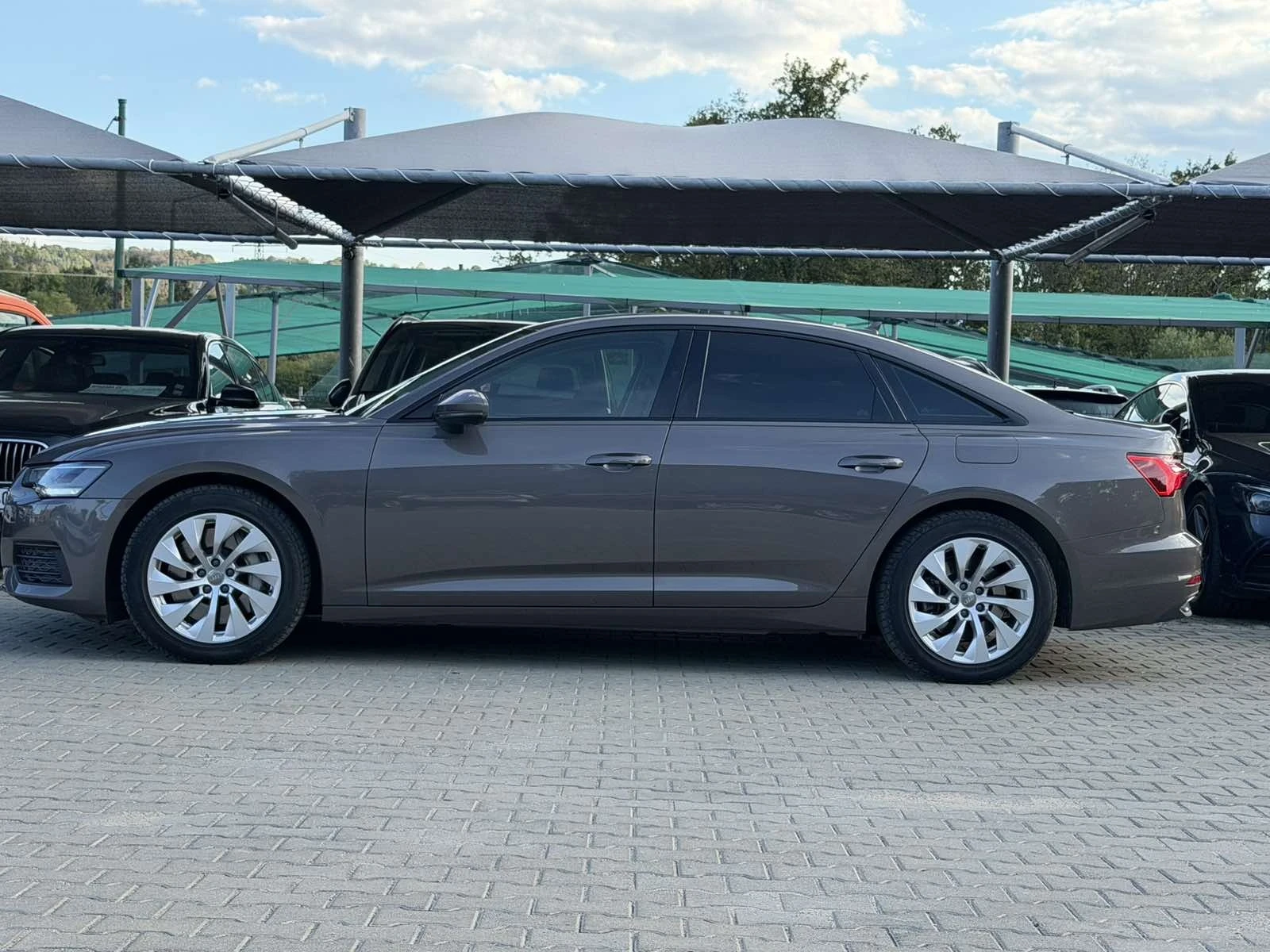 Audi A6 50TFSIe quattro Widescreen Distronic Keyless, снимка 7 - Автомобили и джипове - 56254610