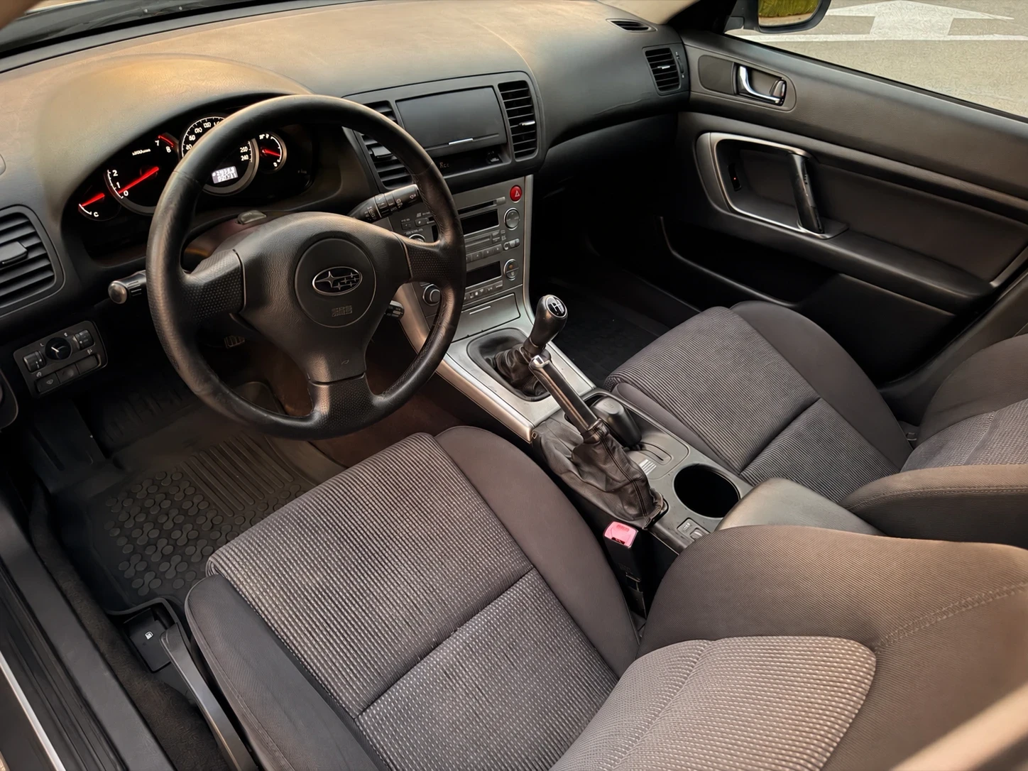 Subaru Outback, снимка 7 - Автомобили и джипове - 56404879