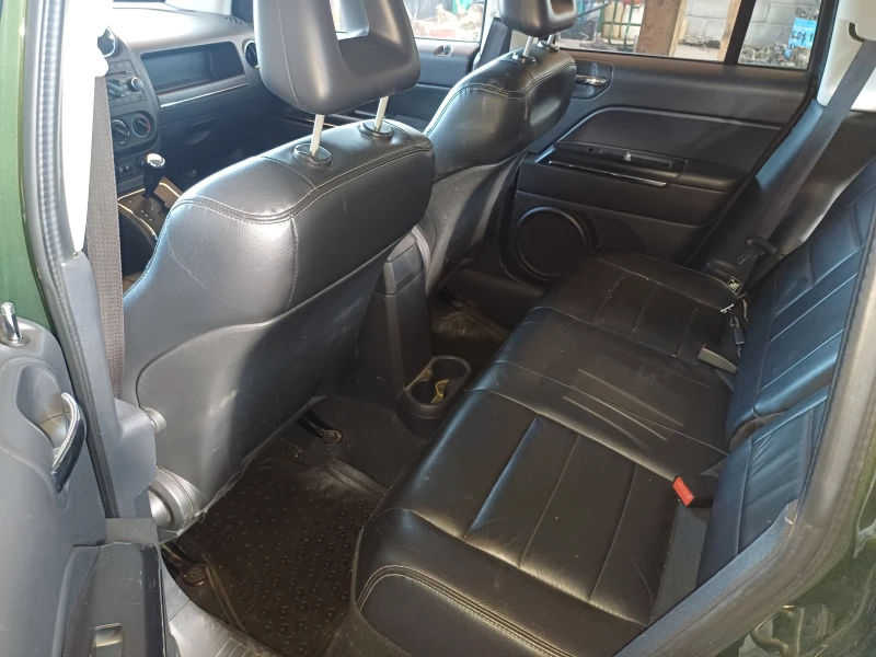 Jeep Compass 2.4i 170к.с., снимка 9 - Автомобили и джипове - 51650673