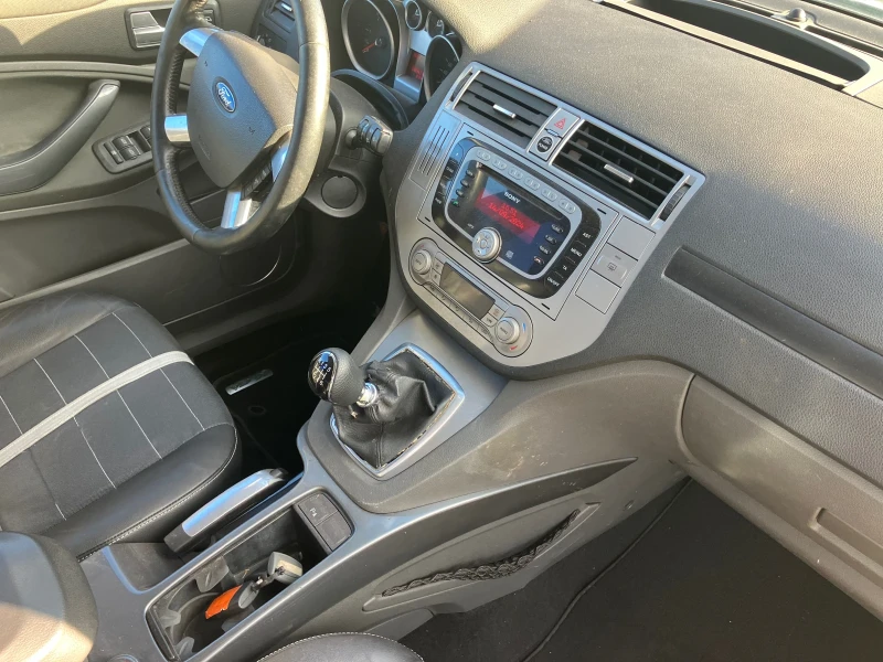 Ford Kuga 2.0 CDTI, снимка 12 - Автомобили и джипове - 47240588