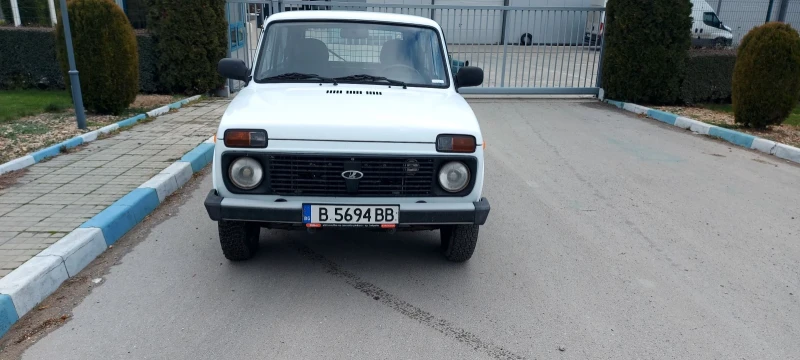 Lada Niva 1, 7 GAZ inj., снимка 9 - Автомобили и джипове - 48435536