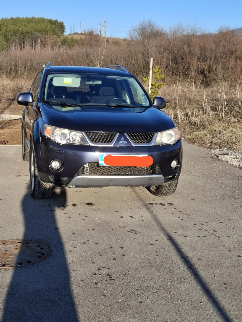 Mitsubishi Outlander 2, 4i ГАЗ 7местен 4х4, снимка 3 - Автомобили и джипове - 49462948