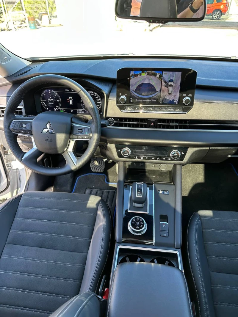 Mitsubishi Outlander PHEV, снимка 10 - Автомобили и джипове - 52142041