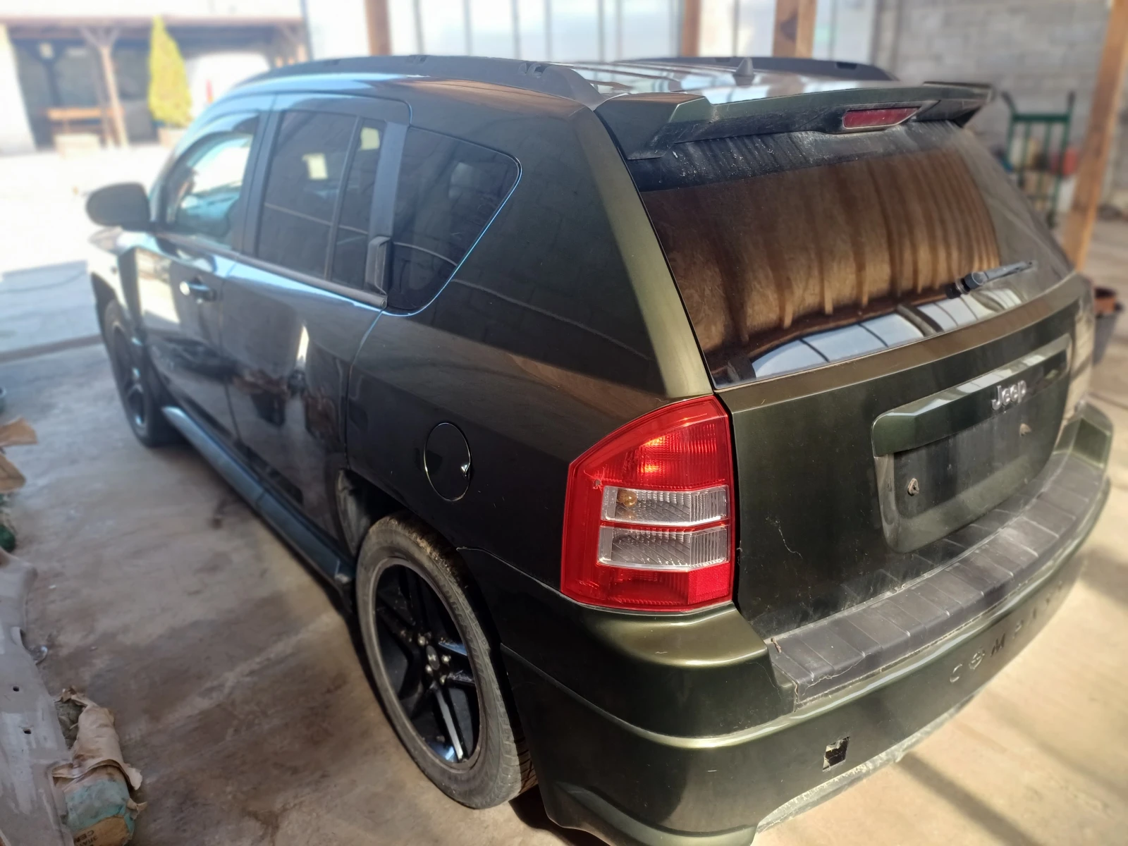 Jeep Compass 2.4i 170к.с. - изображение 4