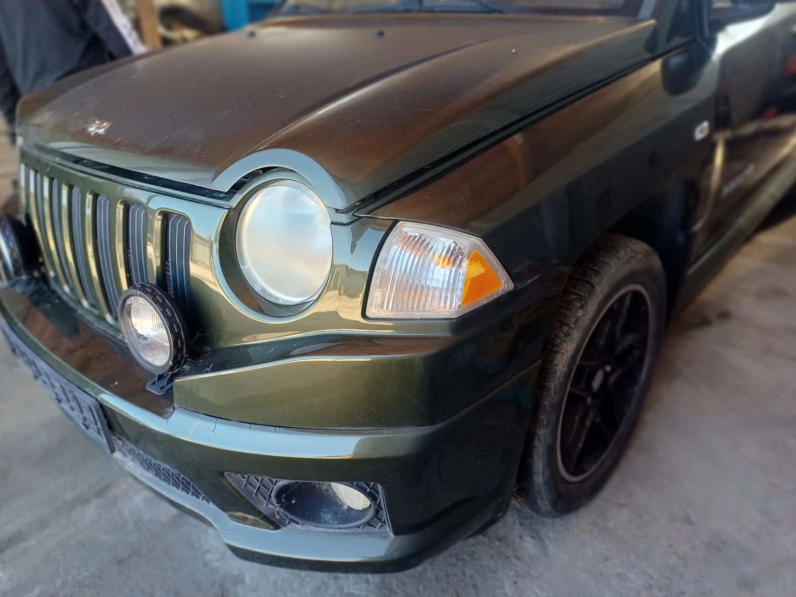 Jeep Compass 2.4i 170к.с. - изображение 6