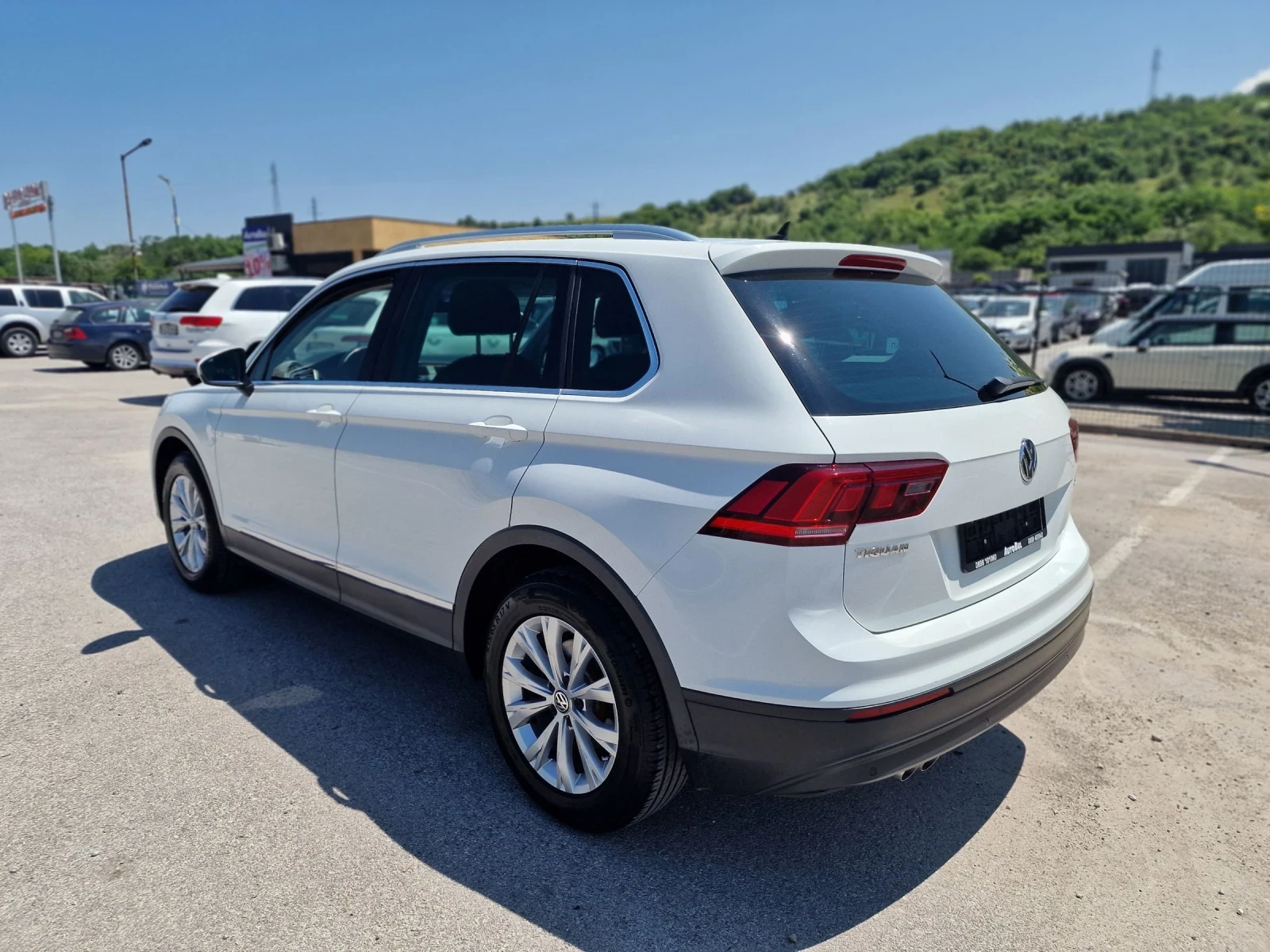 VW Tiguan 2.0 TDI - изображение 4