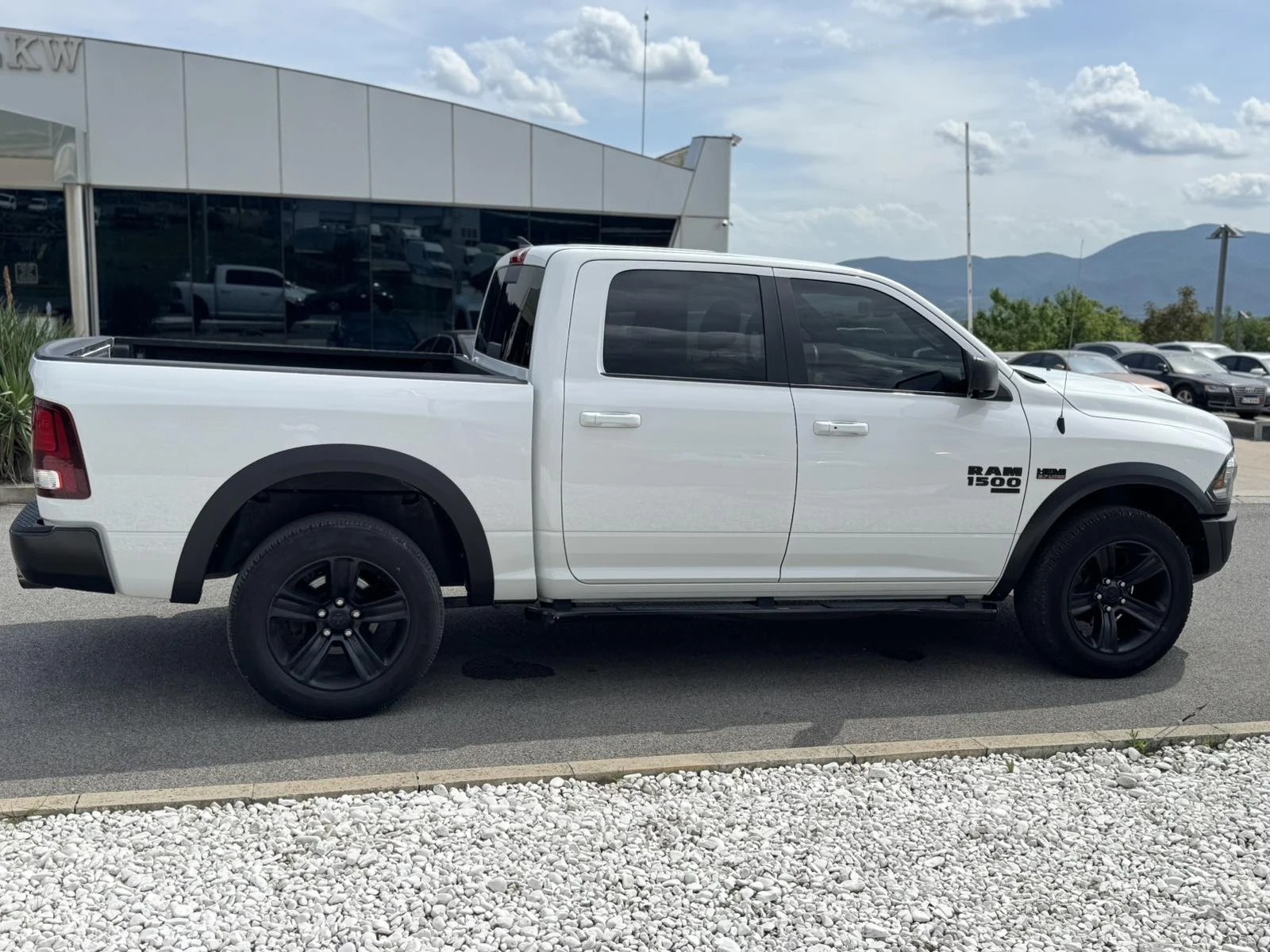 Dodge RAM 1500 1500 5.7HEMI 4x4 - изображение 4