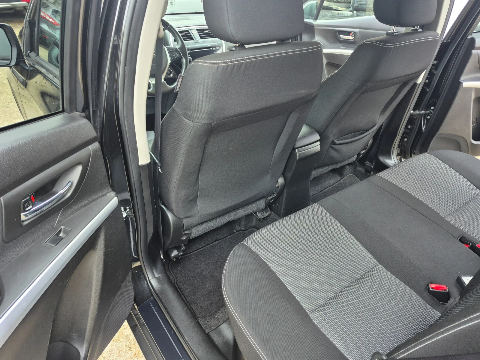 Suzuki SX4 S-Cross 4+ 4 .  | Mobile.bg � ����������� 12