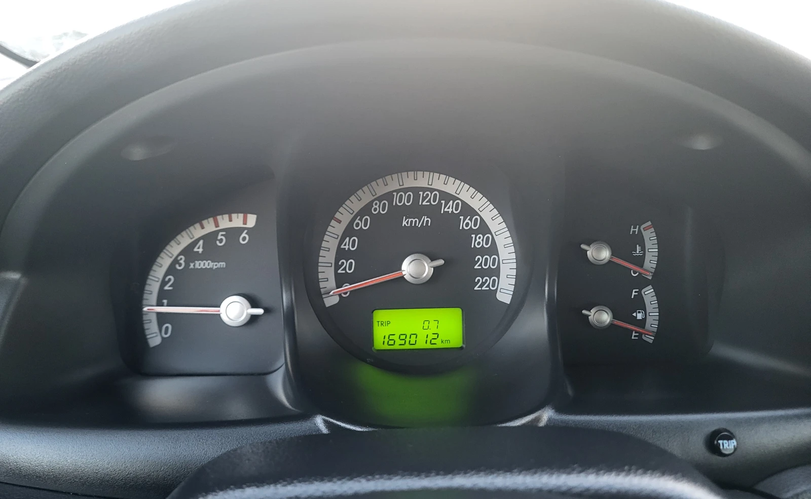 Kia Sportage 2.0CRDi 4WD | Mobile.bg � ����������� 16