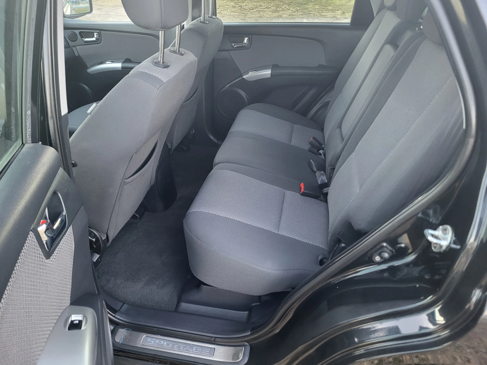 Kia Sportage 2.0CRDi 4WD - изображение 10