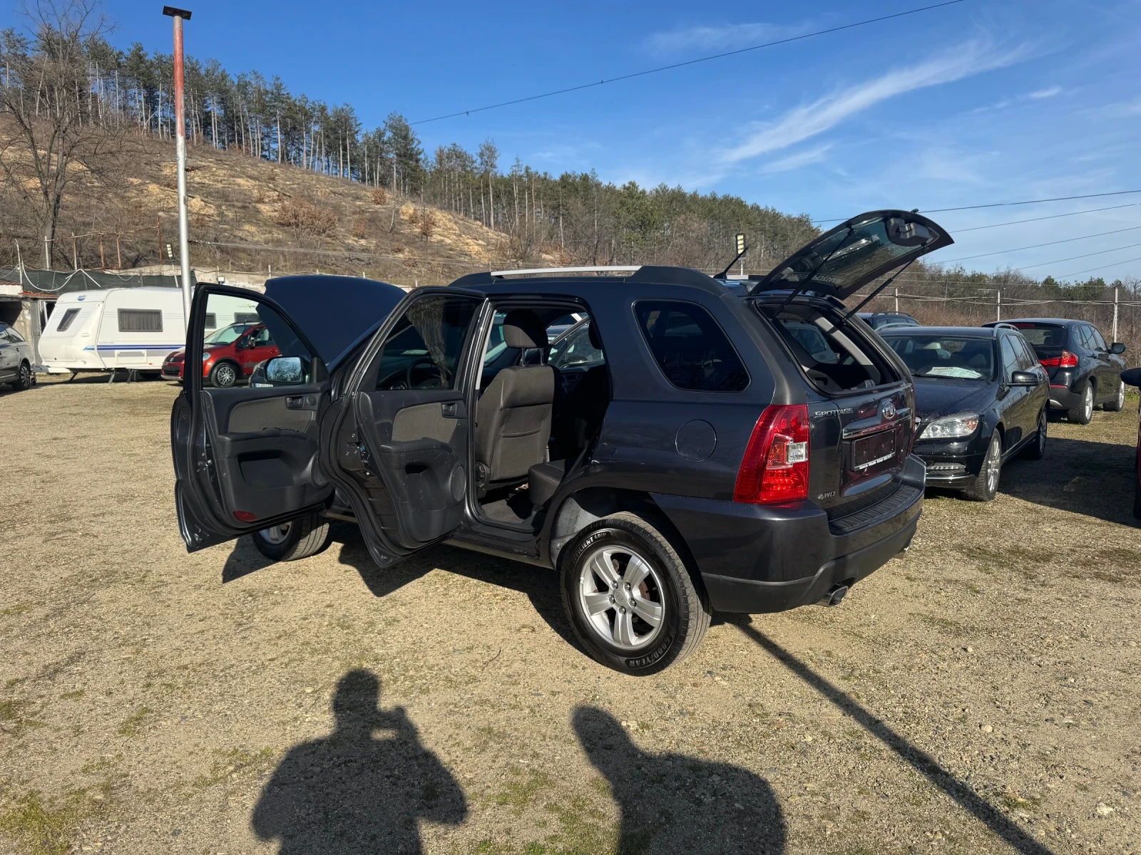Kia Sportage 2.0i 4X4, снимка 8 - Автомобили и джипове - 53802969