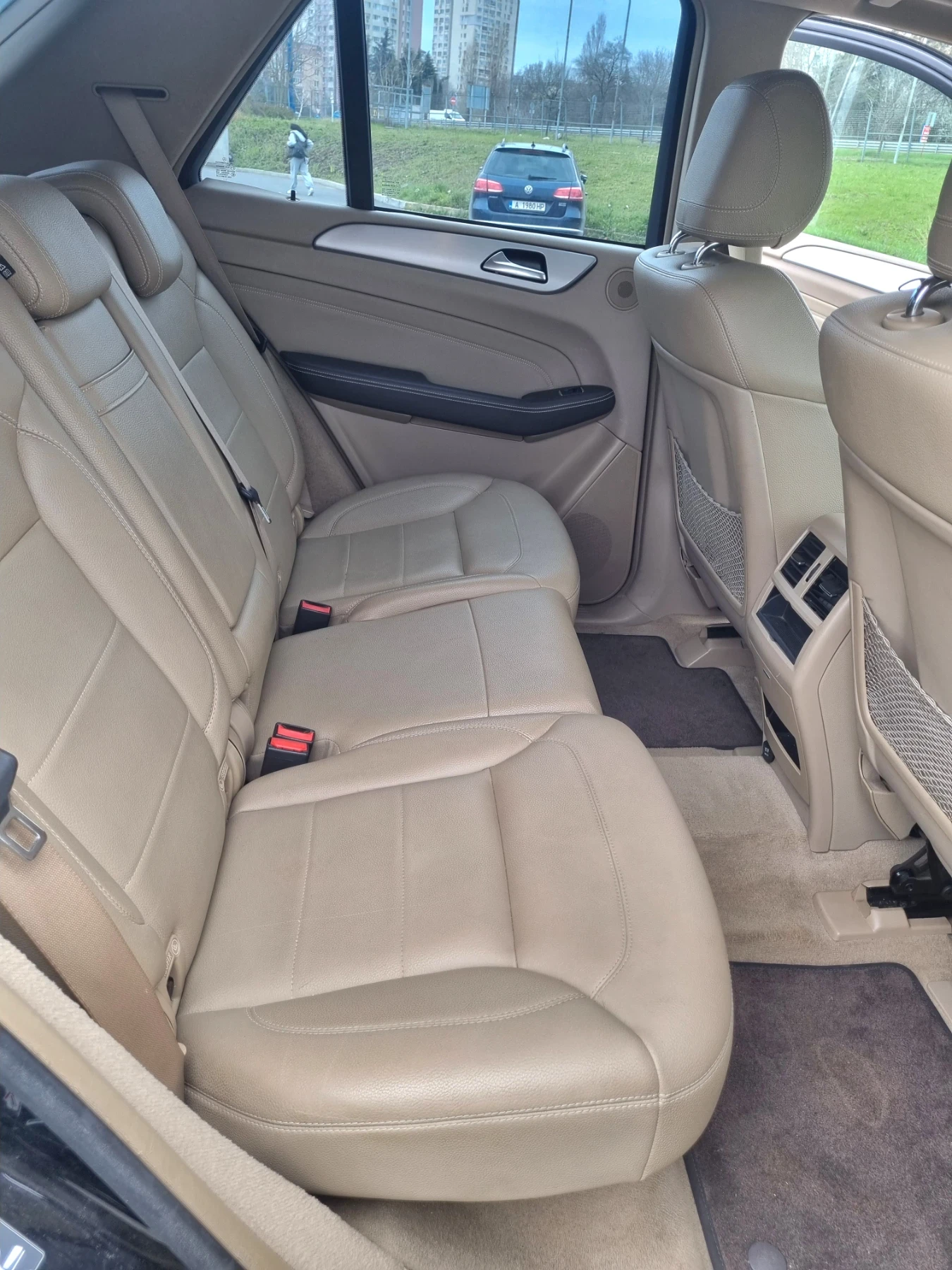 Mercedes-Benz ML 250, снимка 7 - Автомобили и джипове - 54058530