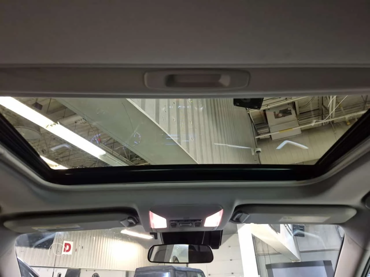 Toyota Rav4 * TRAIL * 2 БРОЯ ГУМИ/ДЖАНТИ* 2 КЛЮЧА* ШИБИДАХ* , снимка 12 - Автомобили и джипове - 54108001