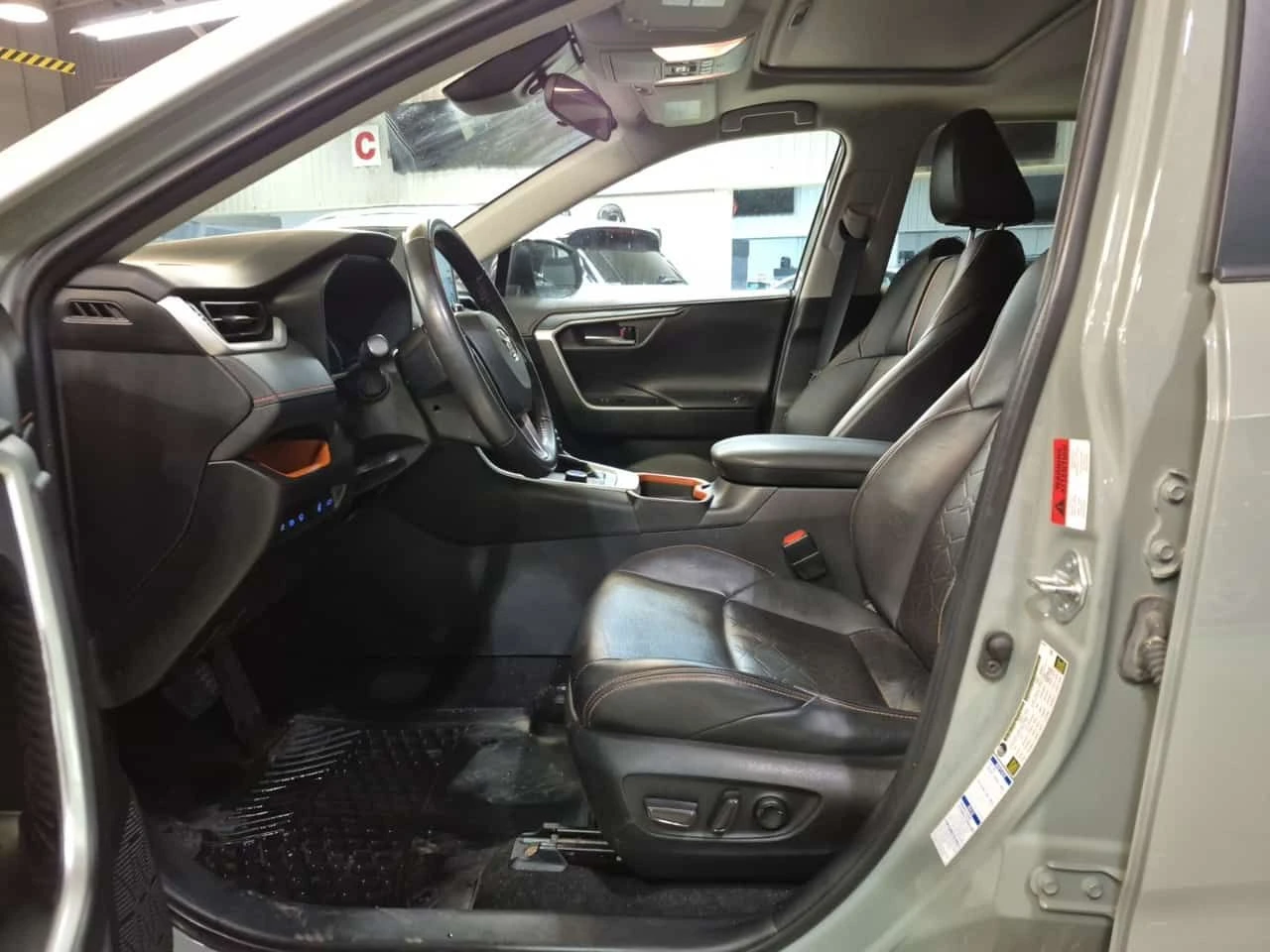 Toyota Rav4 * TRAIL * 2 БРОЯ ГУМИ/ДЖАНТИ* 2 КЛЮЧА* ШИБИДАХ* , снимка 8 - Автомобили и джипове - 54108001