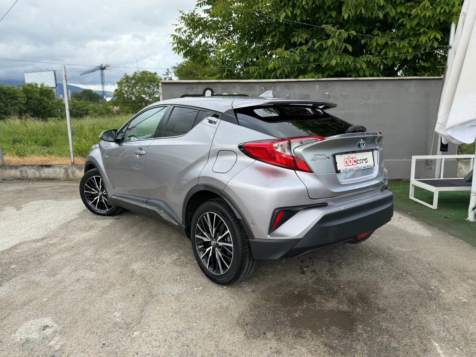 Toyota C-HR 1.8i Hybrid , снимка 5 - Автомобили и джипове - 54780250