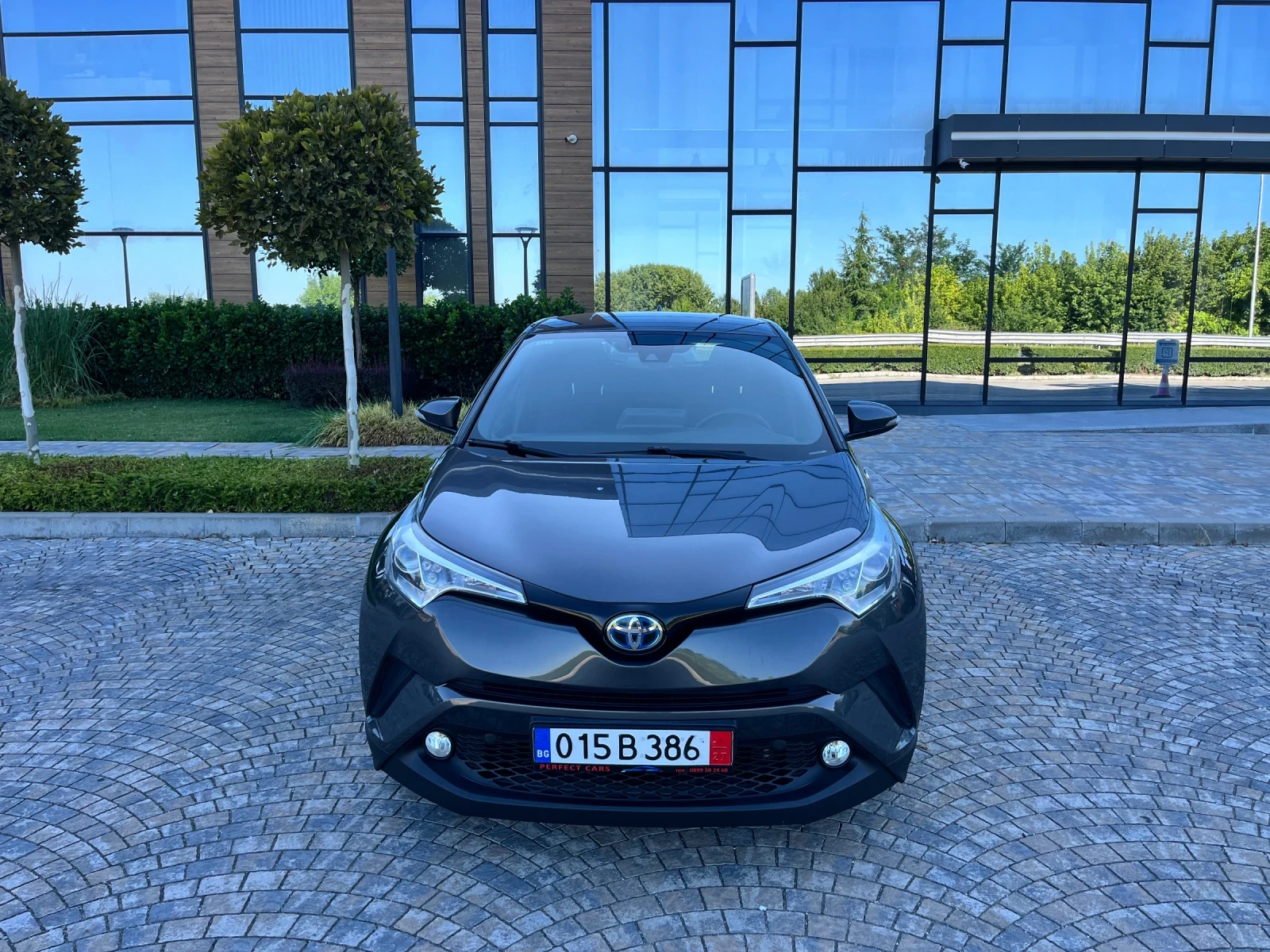 Toyota C-HR 1.8Hybrid 122�.�. ���������� � Toyota Perfectna | Mobile.bg � ����������� 8