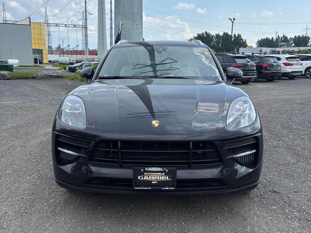 Porsche Macan * S * BOSE * ОБУДХВАНЕ* ПАНОРАМА* КАМЕРА* , снимка 2 - Автомобили и джипове - 55441175