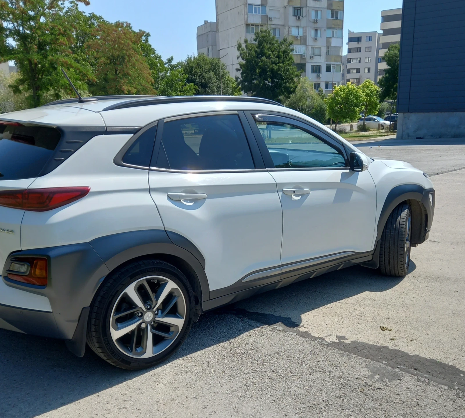 Hyundai Kona, снимка 4 - Автомобили и джипове - 55979343