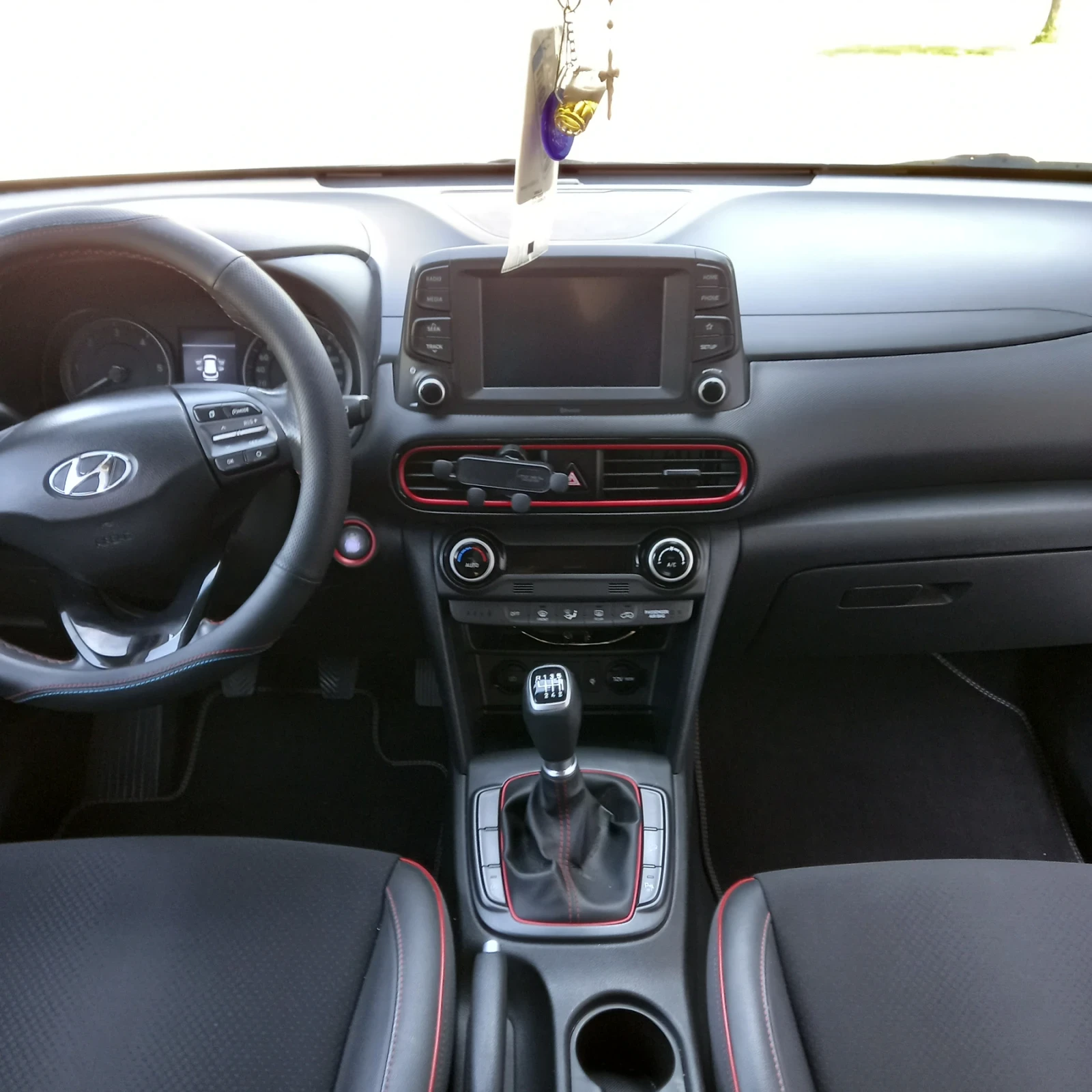 Hyundai Kona, снимка 8 - Автомобили и джипове - 55979343