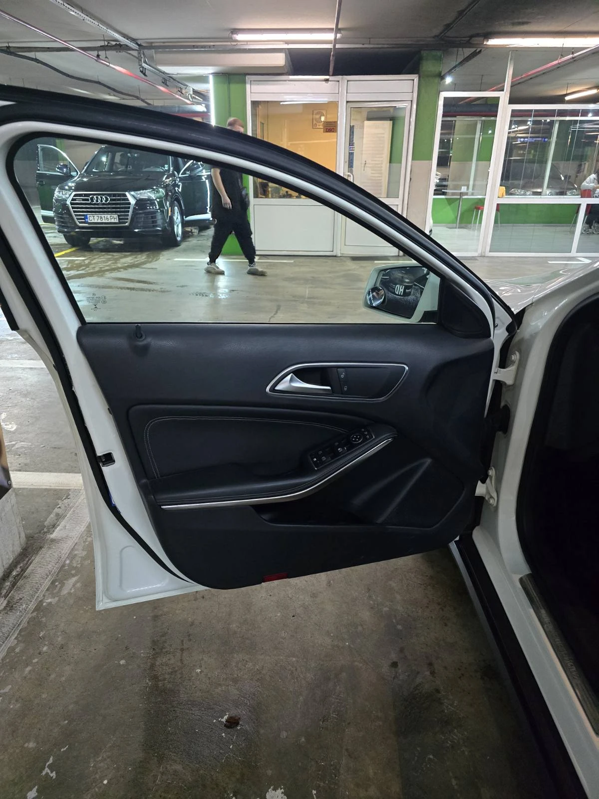 Mercedes-Benz GLA 200 200 CDI 4MATIC, снимка 10 - Автомобили и джипове - 56088019