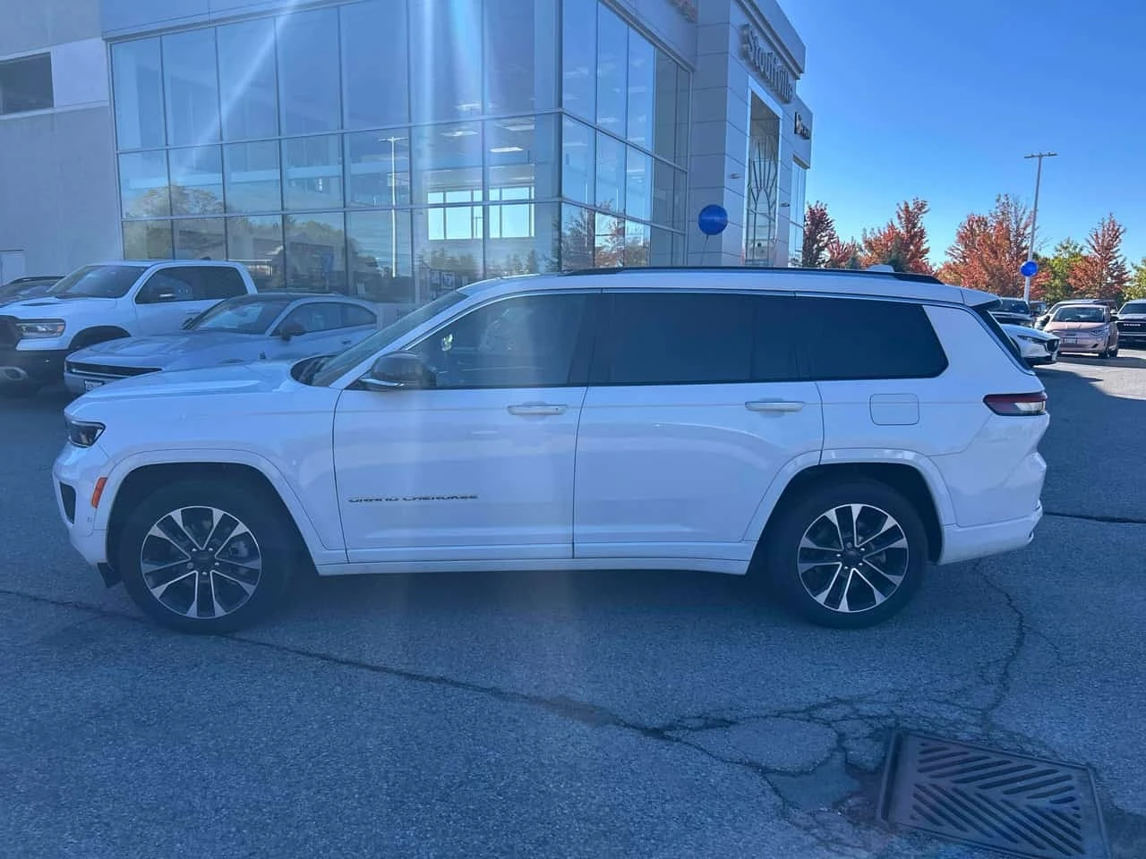 Jeep Grand cherokee L Overland | CARFAX | ��� ��������� | Mobile.bg � ����������� 3