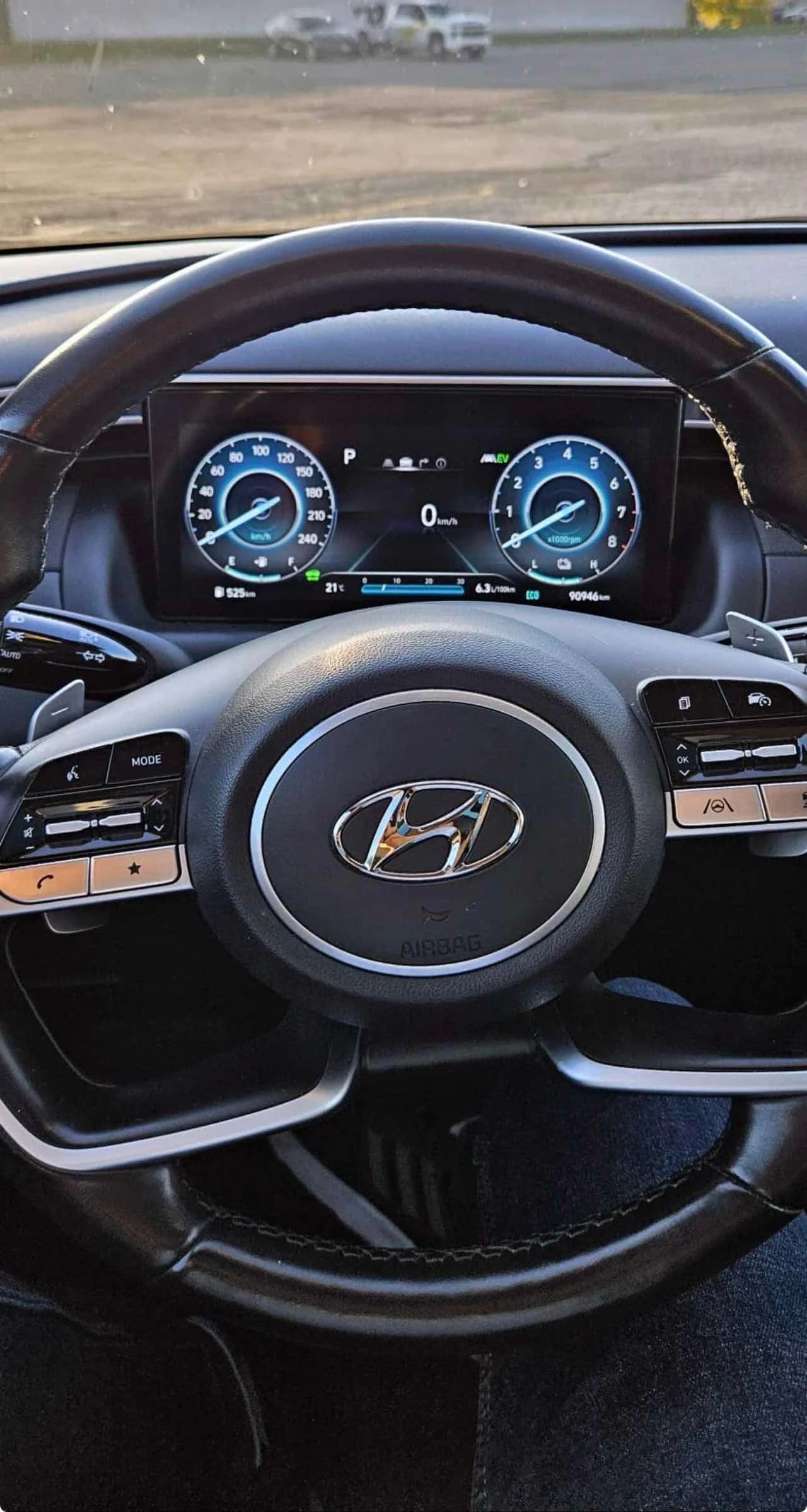 Hyundai Tucson Ultimate AWD / Distronic / Carfax  | Mobile.bg � ����������� 8