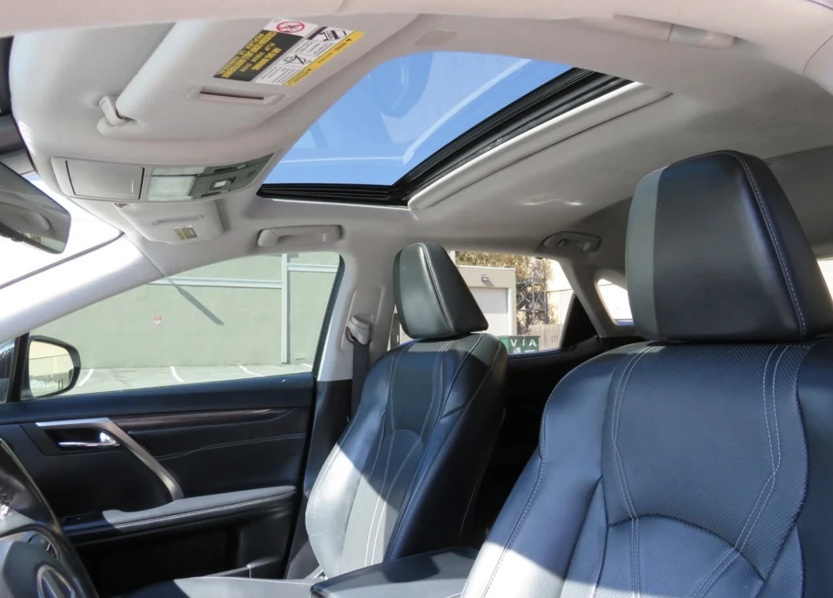 Lexus RX 450h Executive Pkg * Обдухване * Без Инциденти * , снимка 7 - Автомобили и джипове - 56709254