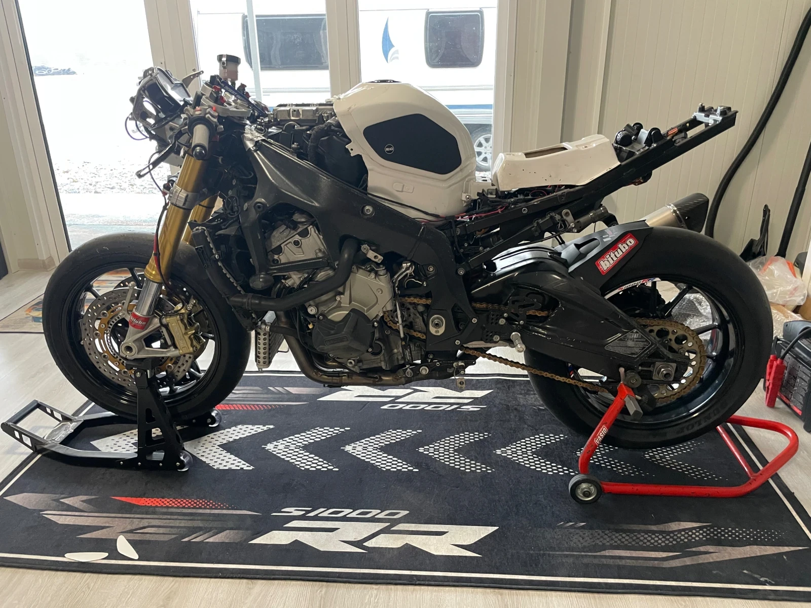 BMW S 1000 RR - изображение 10