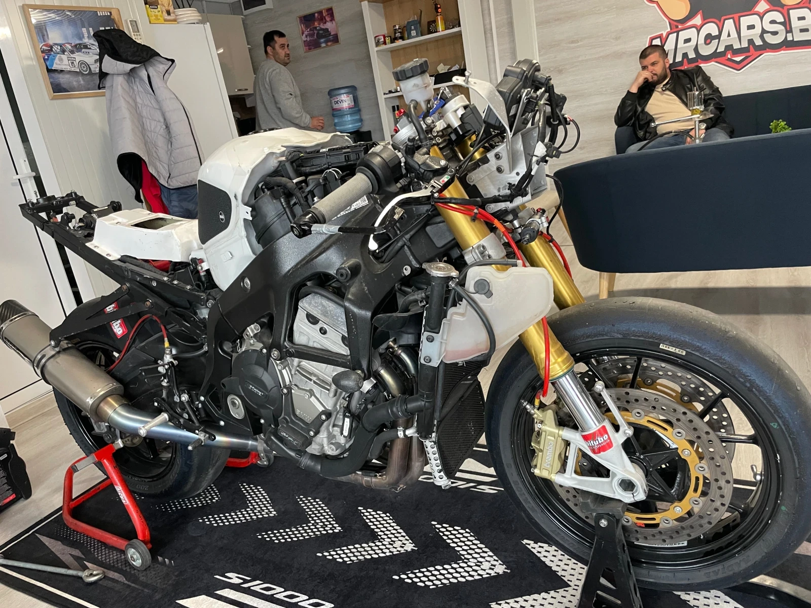 BMW S 1000 RR - изображение 9