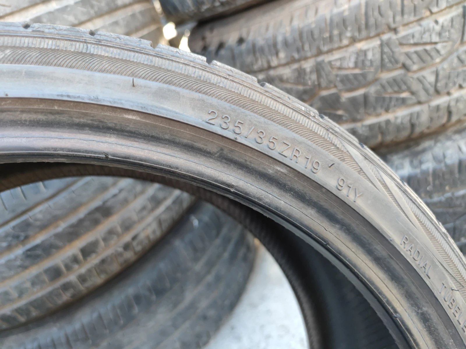  235/35R19 | Mobile.bg   6